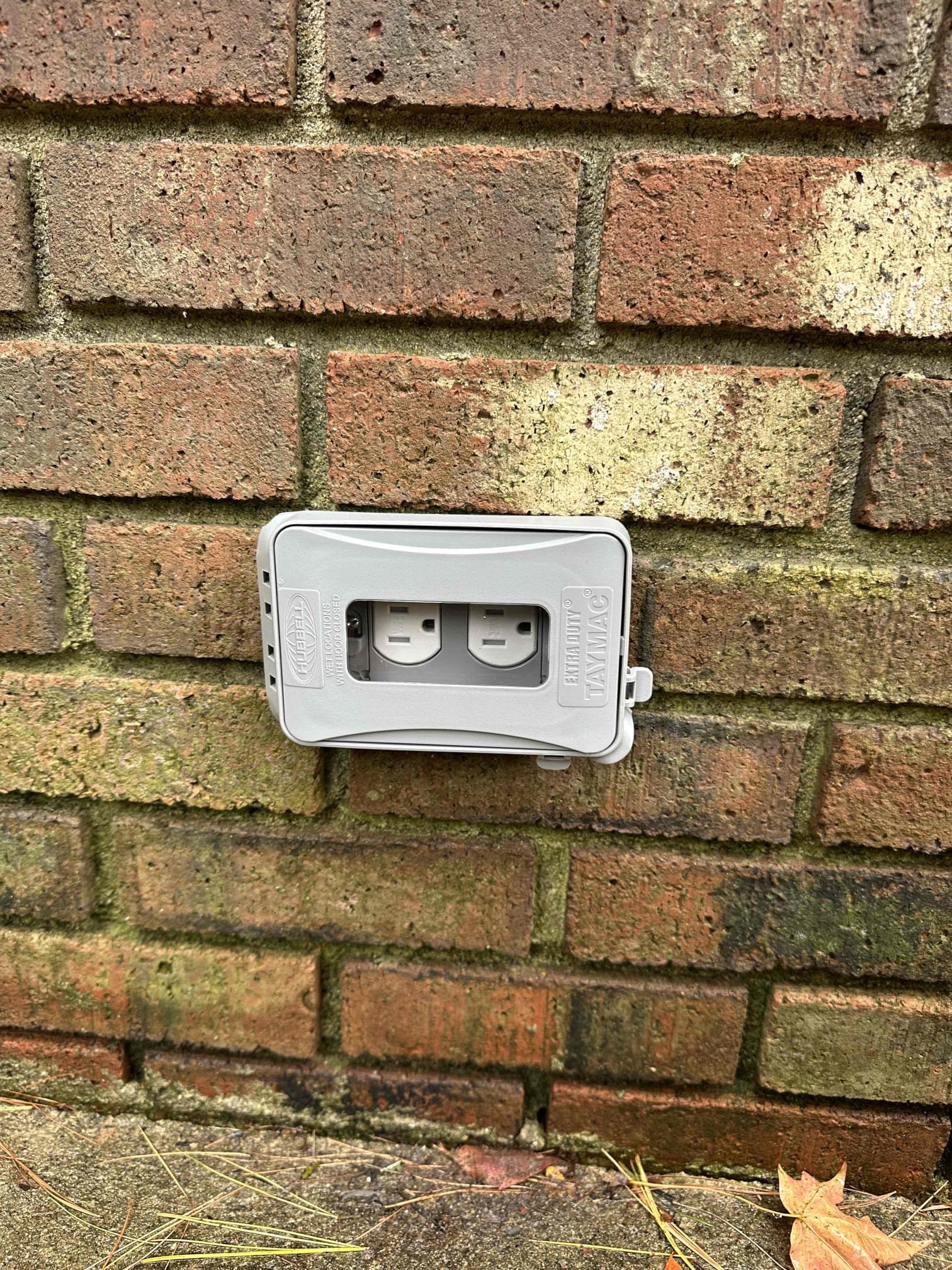 Safe Electric and Plumbing ensures quality installations with durable outdoor electrical solutions.