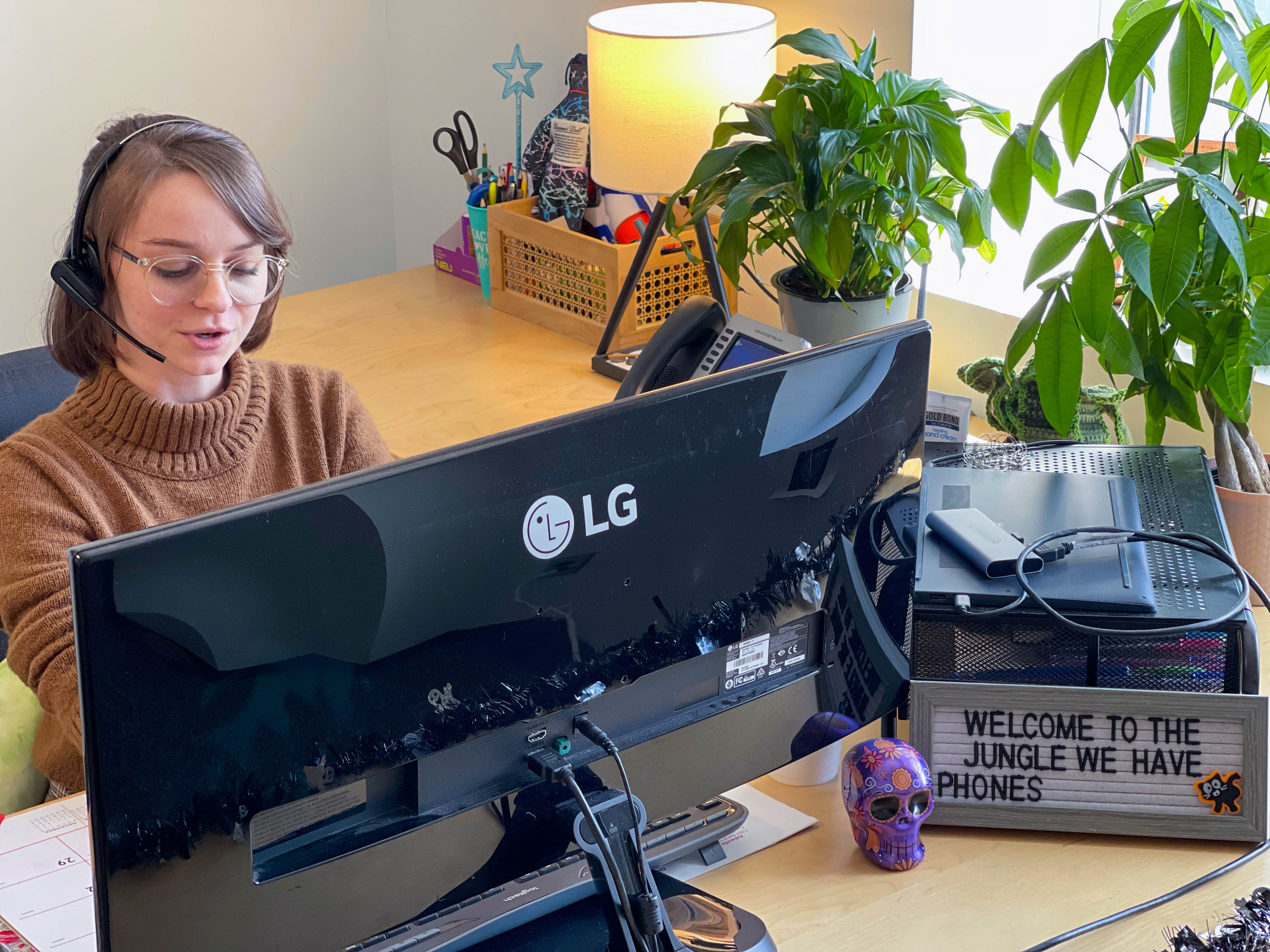 Air Experts Heating & Cooling: Providing exceptional customer service in a warm and welcoming environment.