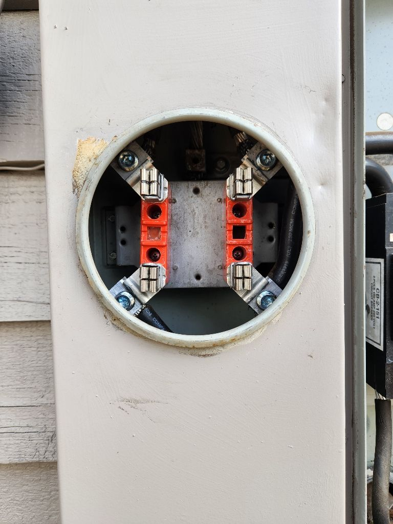 Experience top-tier electrical installations with Aardvark Electric, Inc. – Your trusted partner in reliable power solutions.