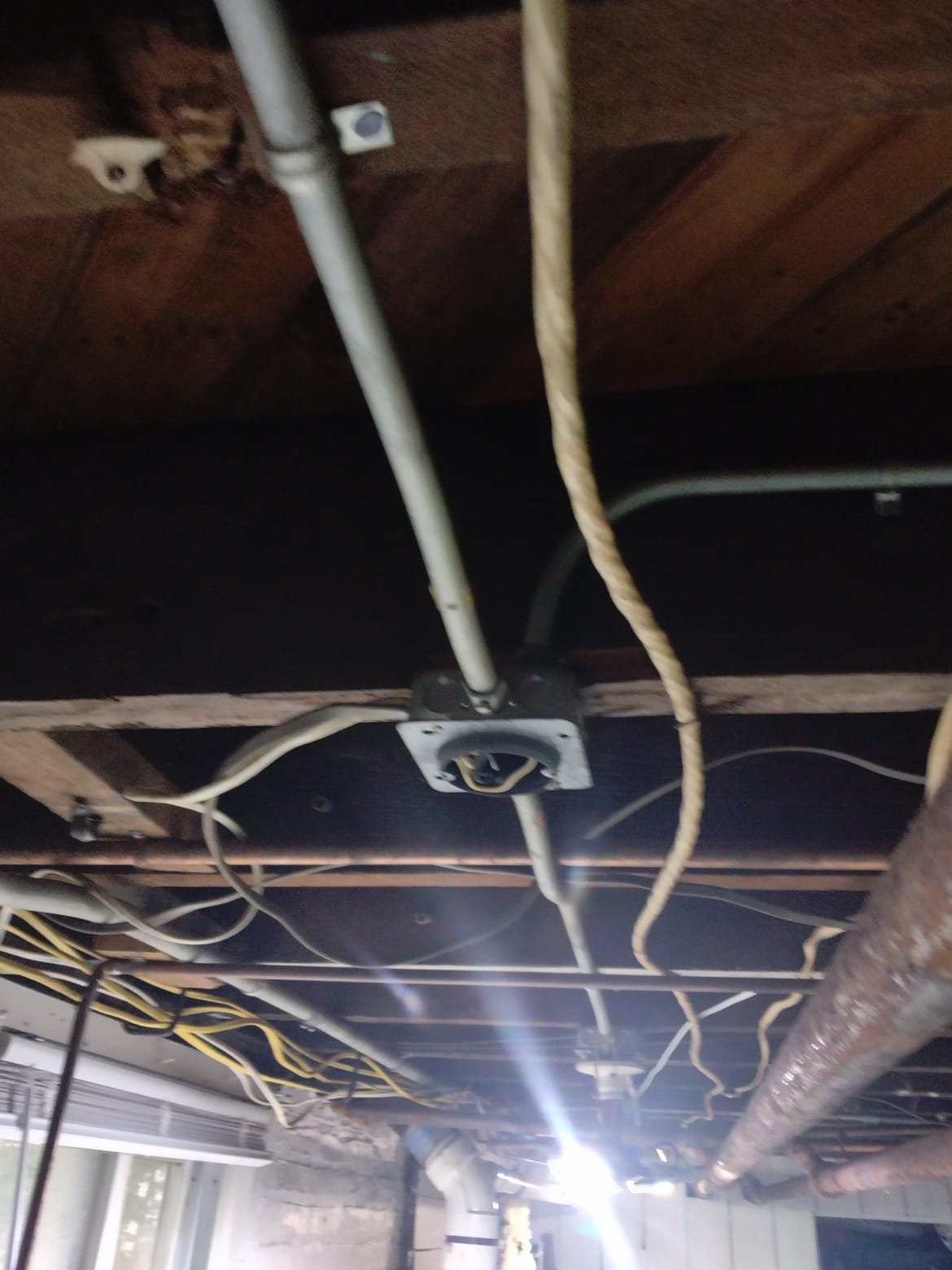 Transform your space with the meticulous and professional expertise of Service Professionals, ensuring every detail speaks volumes about our quality.