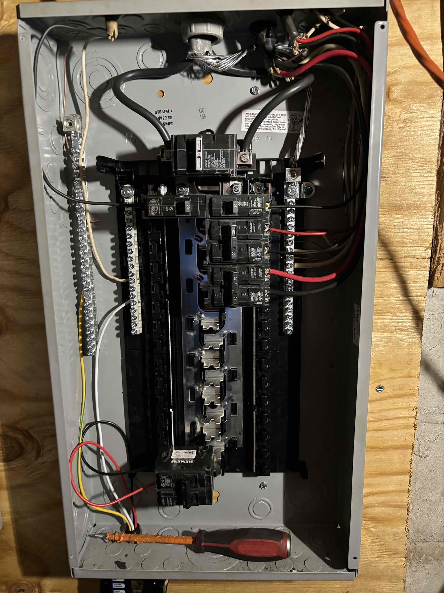 Experience the power of precision and professionalism with our top-tier electrical services. Choose [Business Name] for all your electrical panel needs!