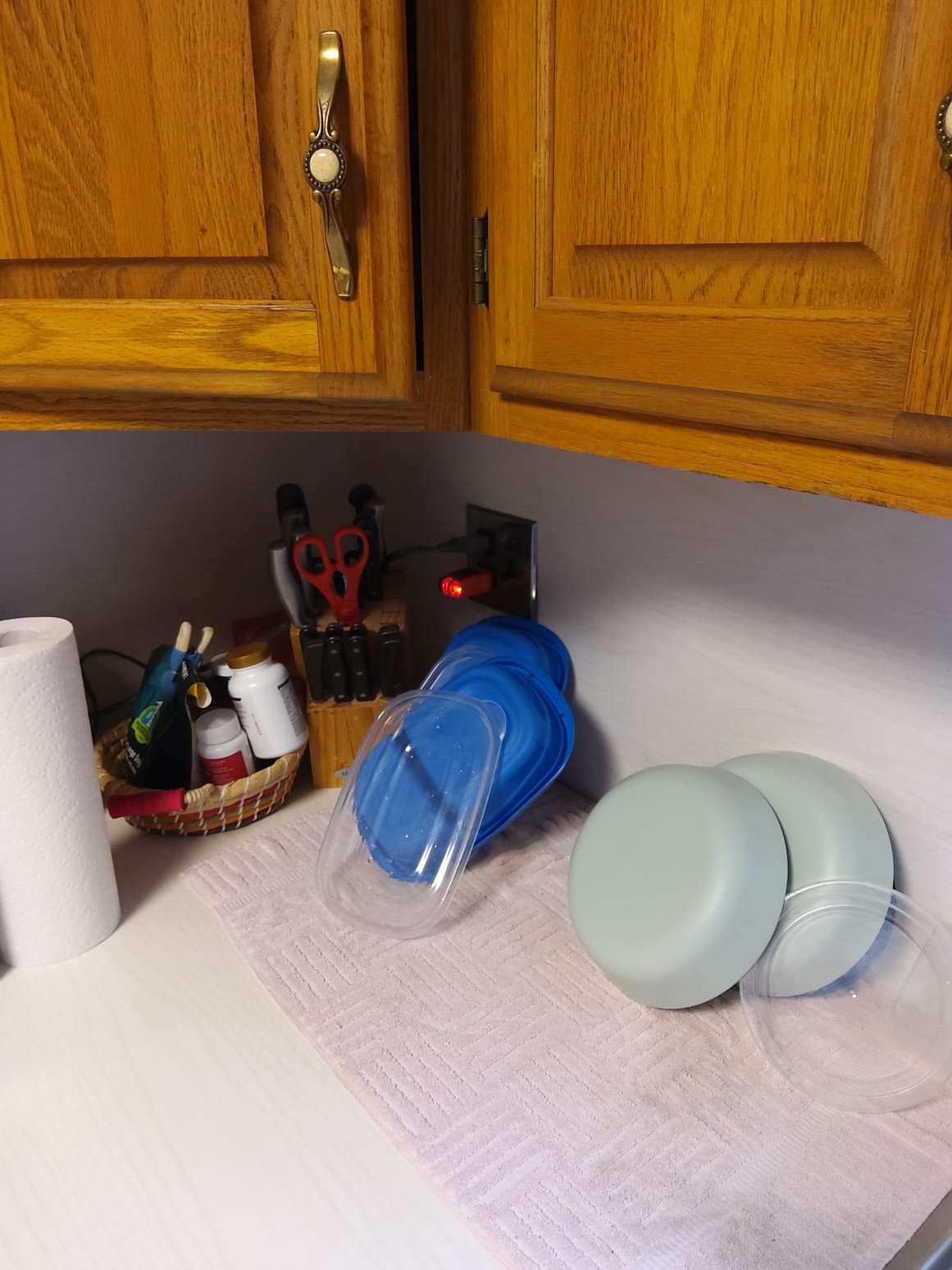 Experience the perfect blend of organization and style in your kitchen with Service Professionals.