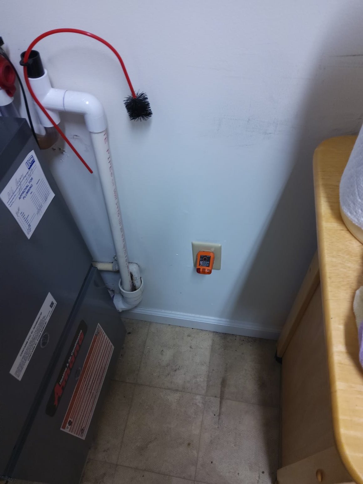 Experience seamless comfort with Service Professionals, where quality HVAC solutions and safe electrical installations meet your needs.