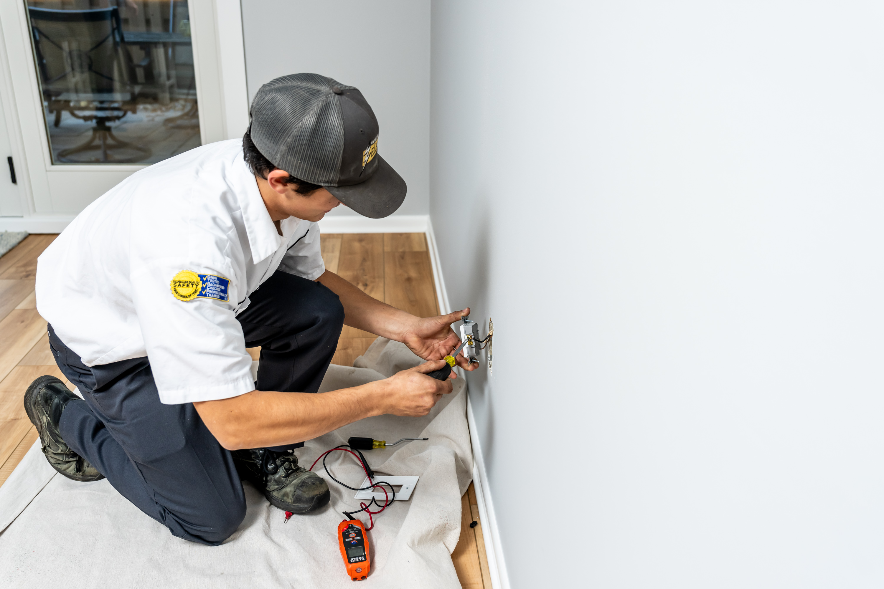 Experience top-notch professionalism and reliability with Wes Carver Electric for all your electrical needs.