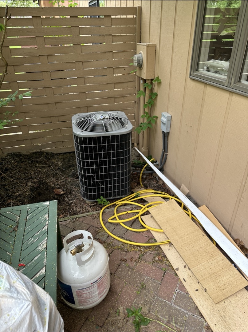 Enhance your comfort with Absolute Heating & Air's reliable HVAC solutions.