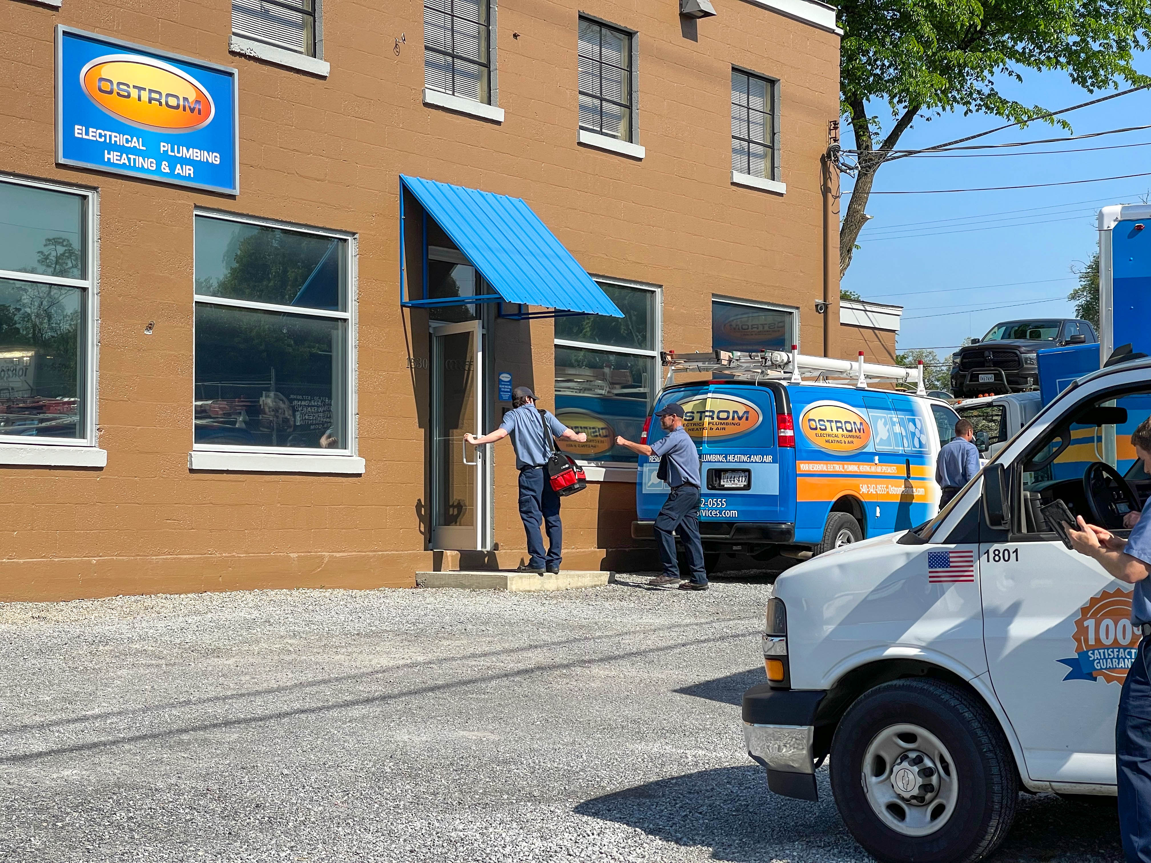 Experience top-quality service with Ostrom Electrical Plumbing Heating & Air Conditioning, where professionalism meets reliability.