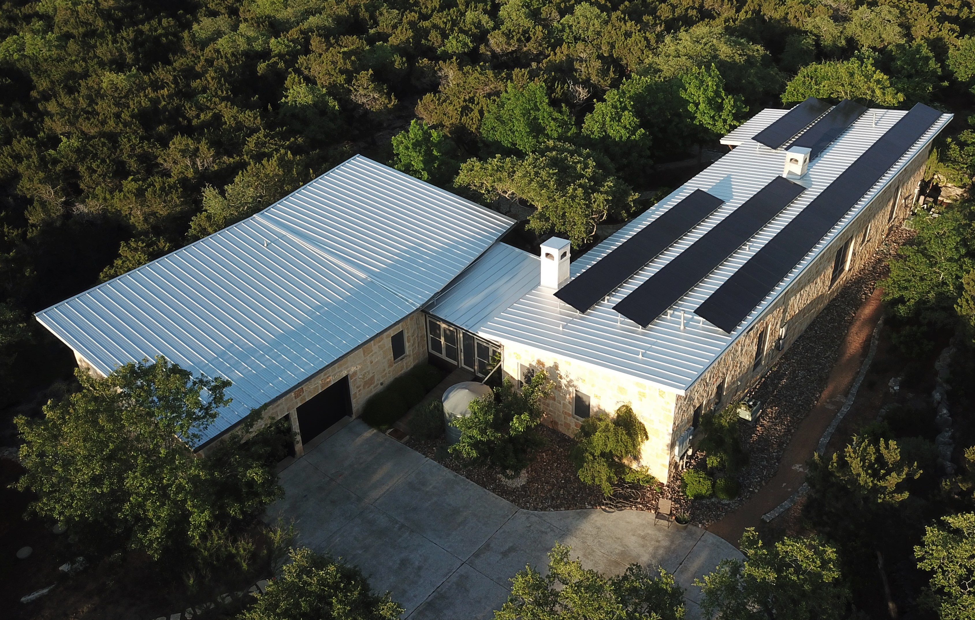 Experience the strength and durability of metal roofing with Green Knight® Metal Roofing, where nature meets modern efficiency.