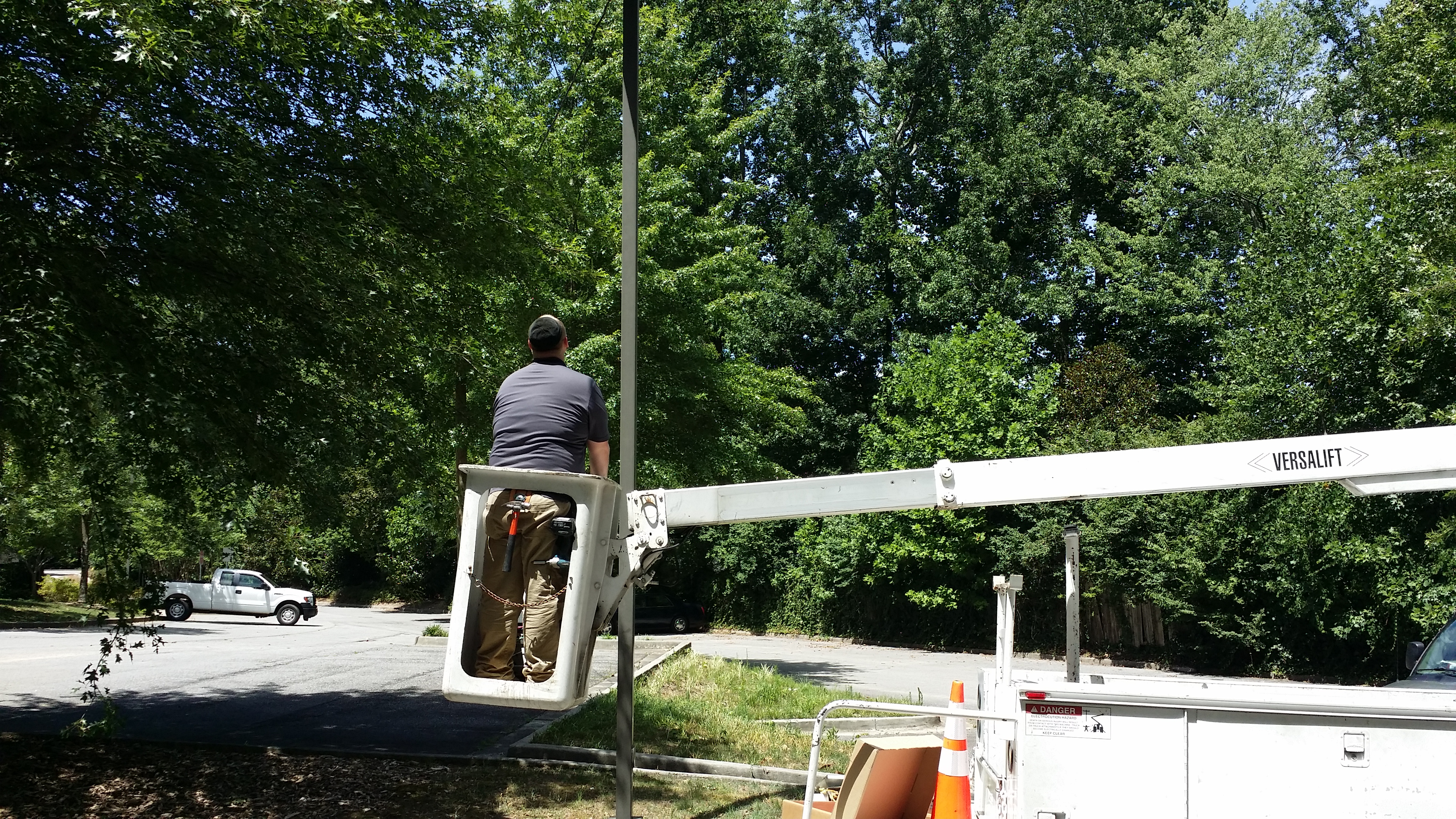 Aardvark Electric, Inc. ensures safe and professional electrical services with our skilled technicians in the field.