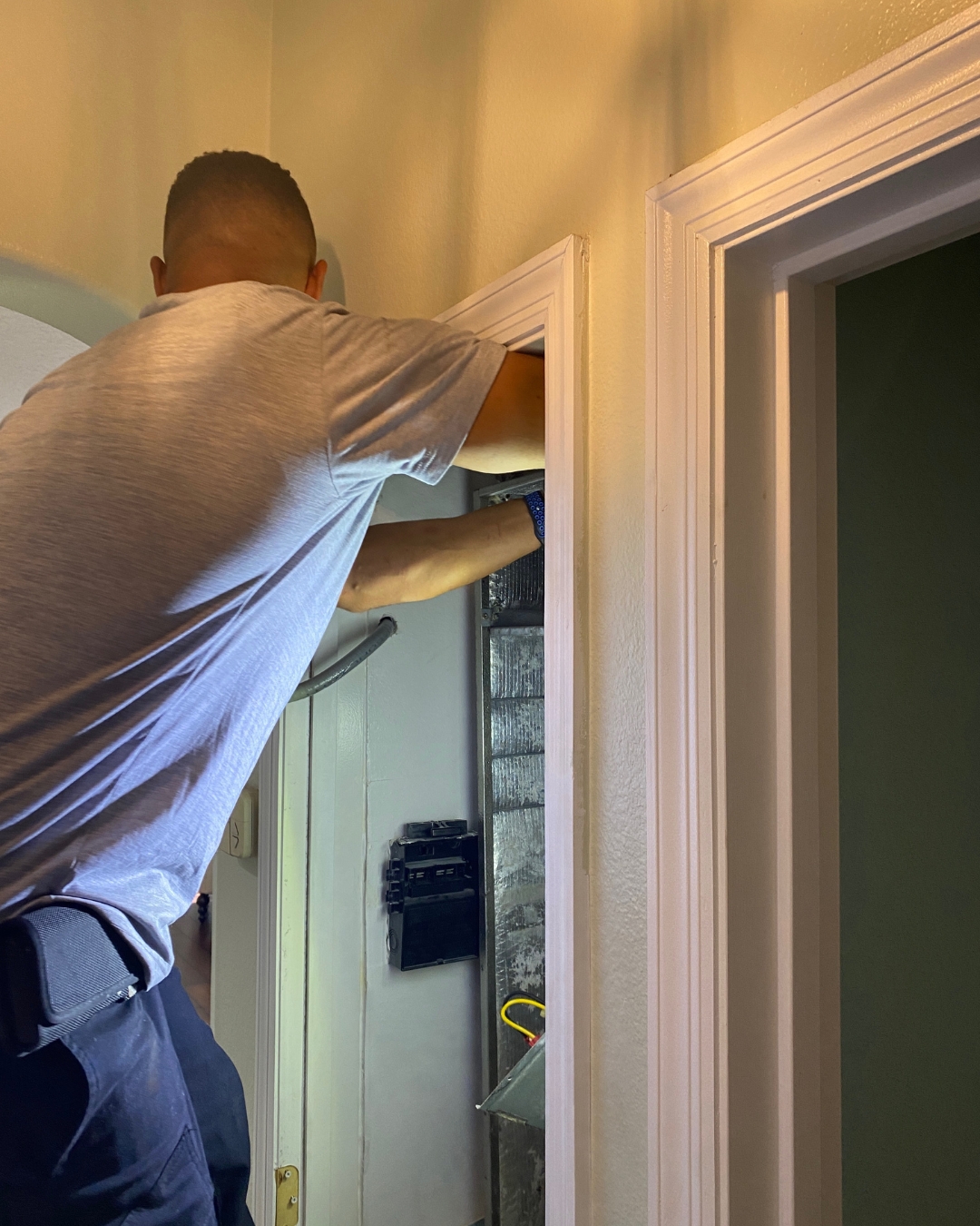 Belle Air ensures your home's comfort with expert HVAC installations, bringing professional care to your indoor climate needs.
