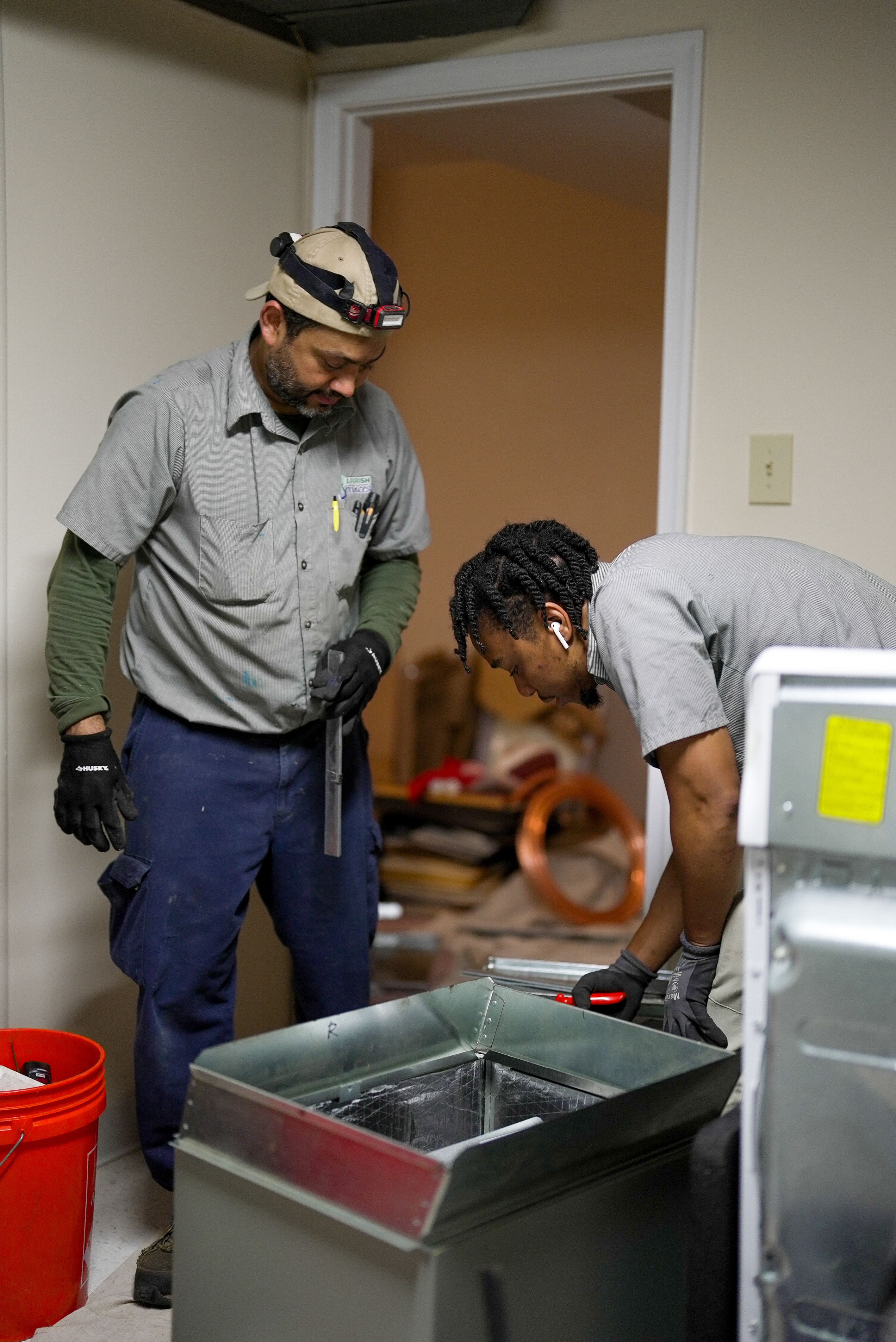 Parrish Services: Ensuring unmatched HVAC repair expertise delivered with professionalism and precision.