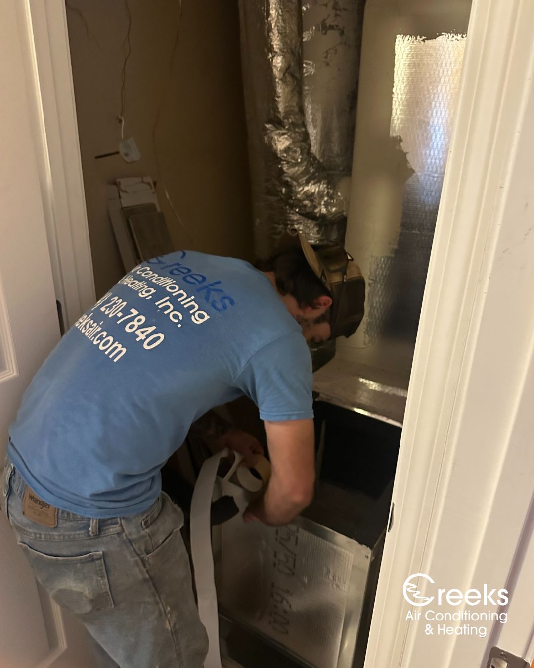 Experience the exceptional service of Creeks Air Conditioning & Heating, where our skilled technicians ensure your indoor comfort with precision and care.