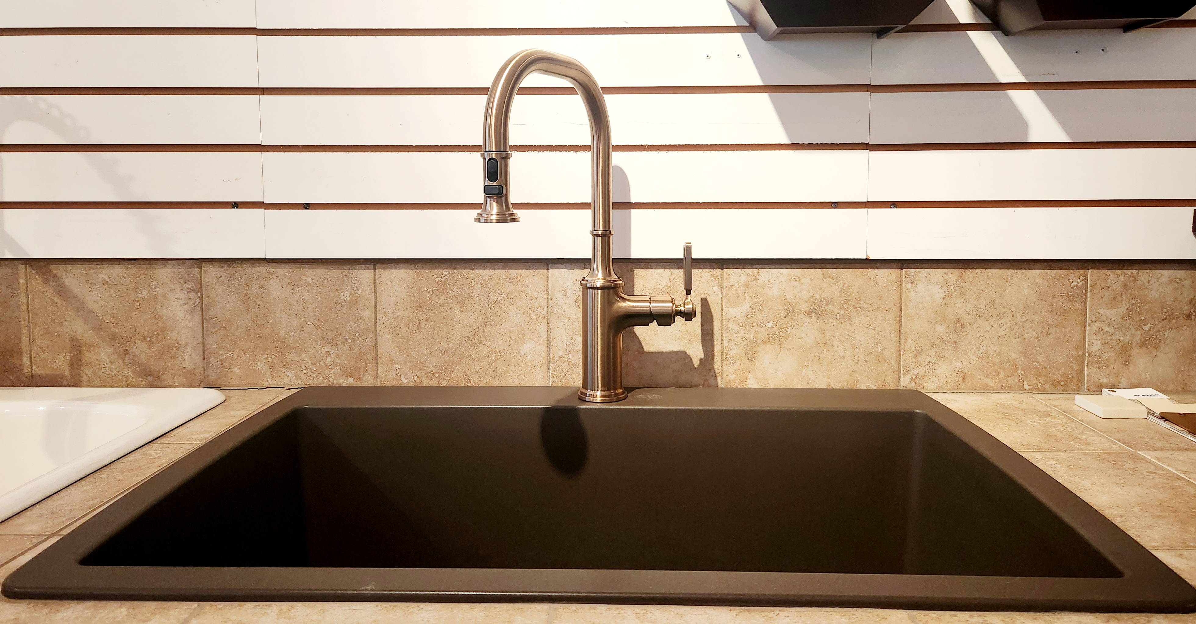 Upgrade your kitchen with elegance and reliability. Trust Alternate Design Plumbing, Inc. for exceptional faucet installations.