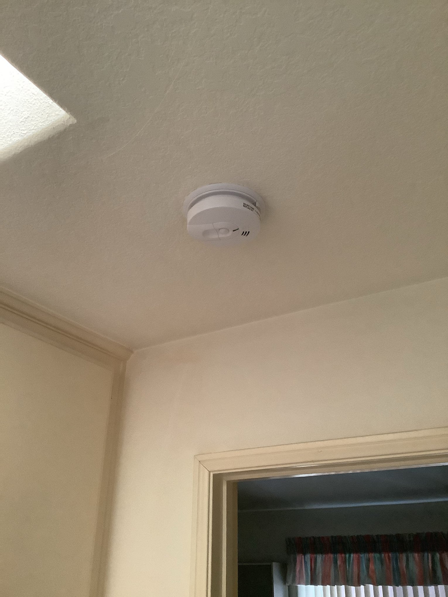 Dependable safety starts at the ceiling, Powell Electric ensures secure smoke detector installation for your home with care.