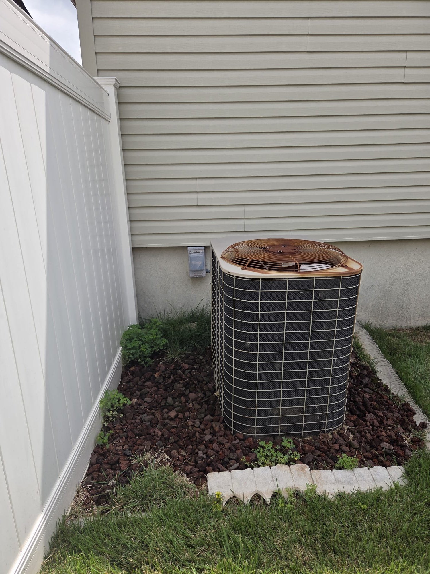 Experience the ultimate in home comfort with Service Professionals' reliable HVAC solutions, ensuring your peace of mind year-round.