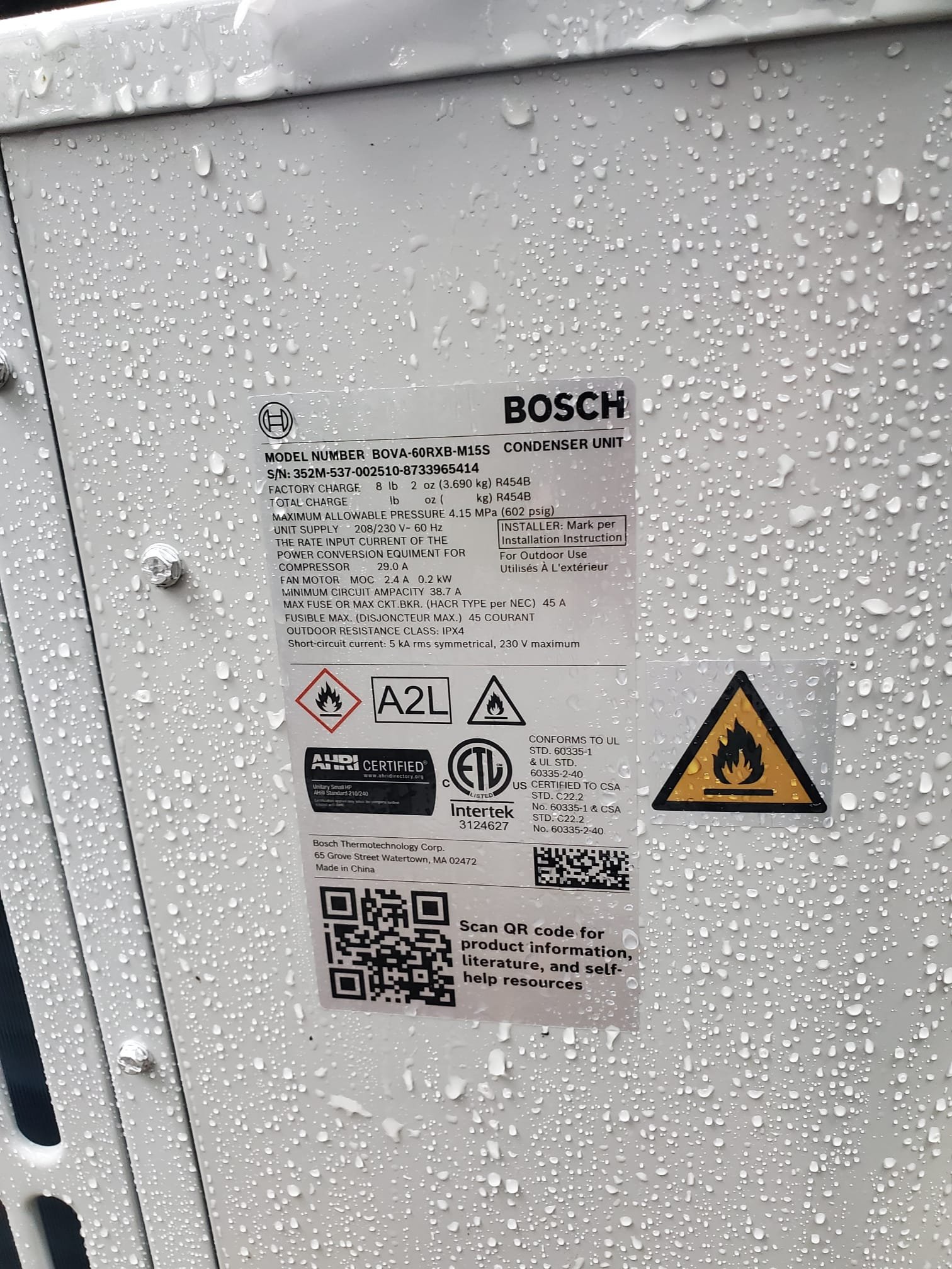 Experience the reliability and performance of our Bosch condenser units, offered by Service Professionals, ensuring quality and safety in every installation.