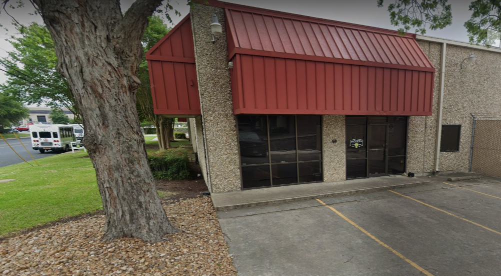 Clean, professional storefront and convenient parking highlight Abacus Plumbing, Air Conditioning, & Electrical as a trustworthy local service partner.