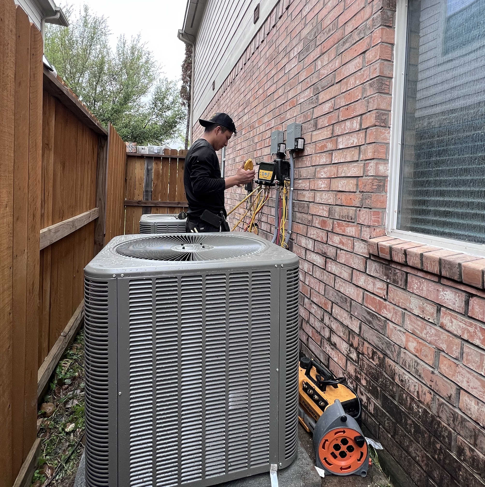 Reliable on-site HVAC diagnostics and care in tight residential spaces, delivered with confidence by Abacus Plumbing, Air Conditioning & Electrical.
