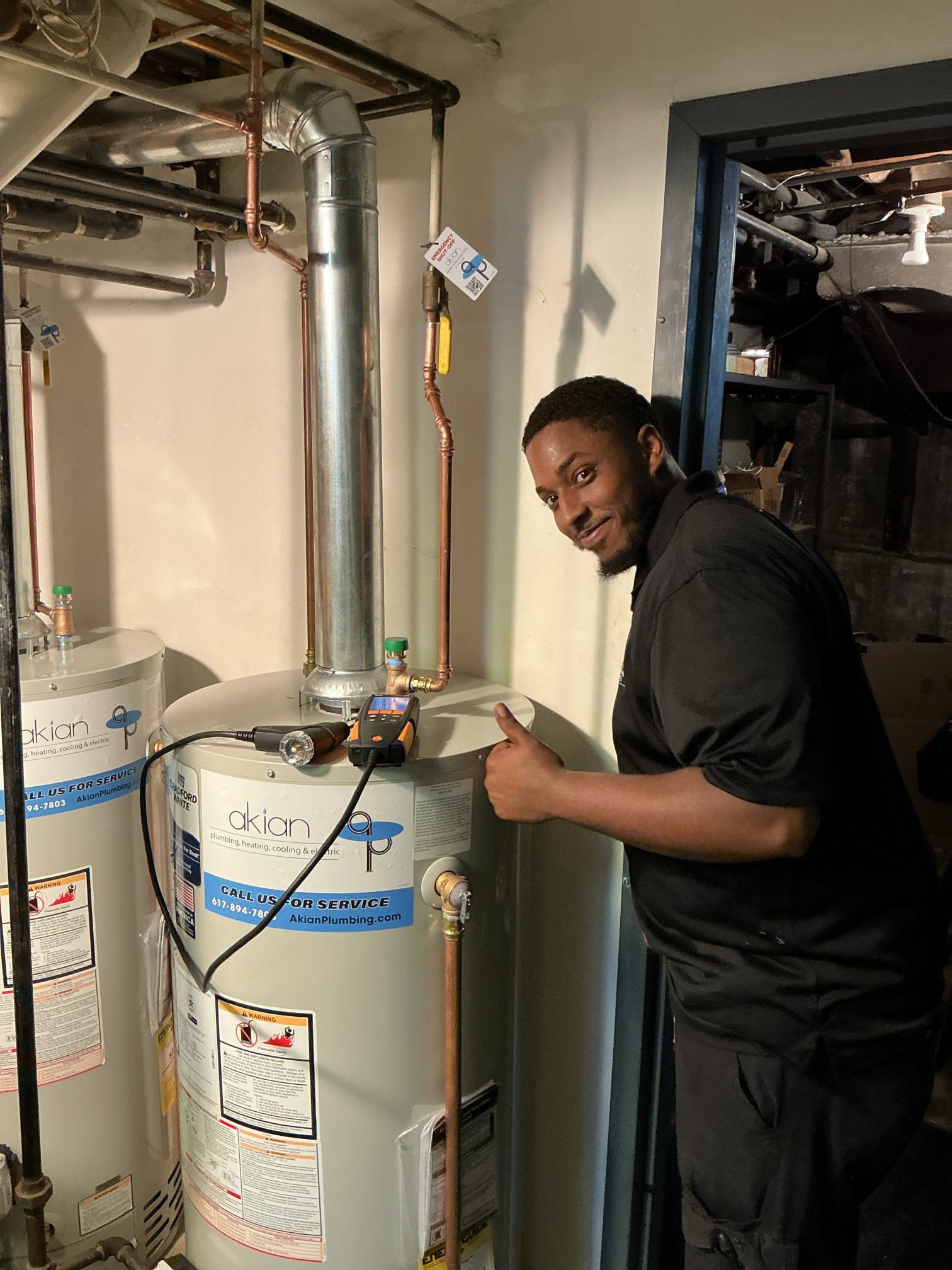 Trust Akian Plumbing, Heating, Cooling & Electric to deliver reliable water heater service with careful craftsmanship and friendly on-site support.