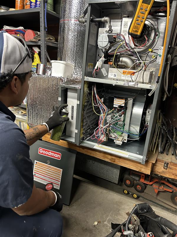Experience top-notch HVAC services with Cole Services, delivering professionalism and quality in every job.
