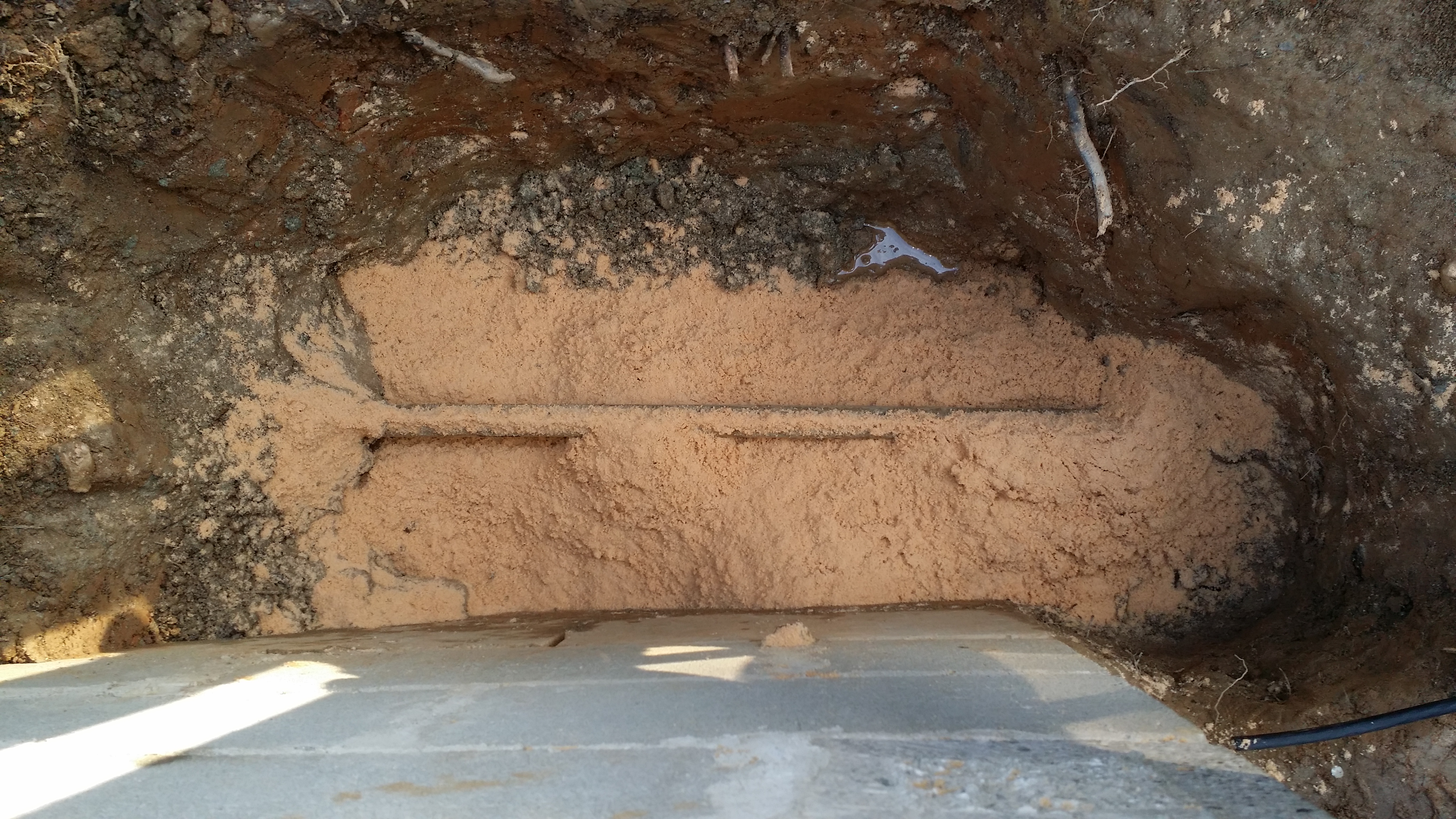 Aardvark Electric ensures precision in every excavation, laying the groundwork for excellence.