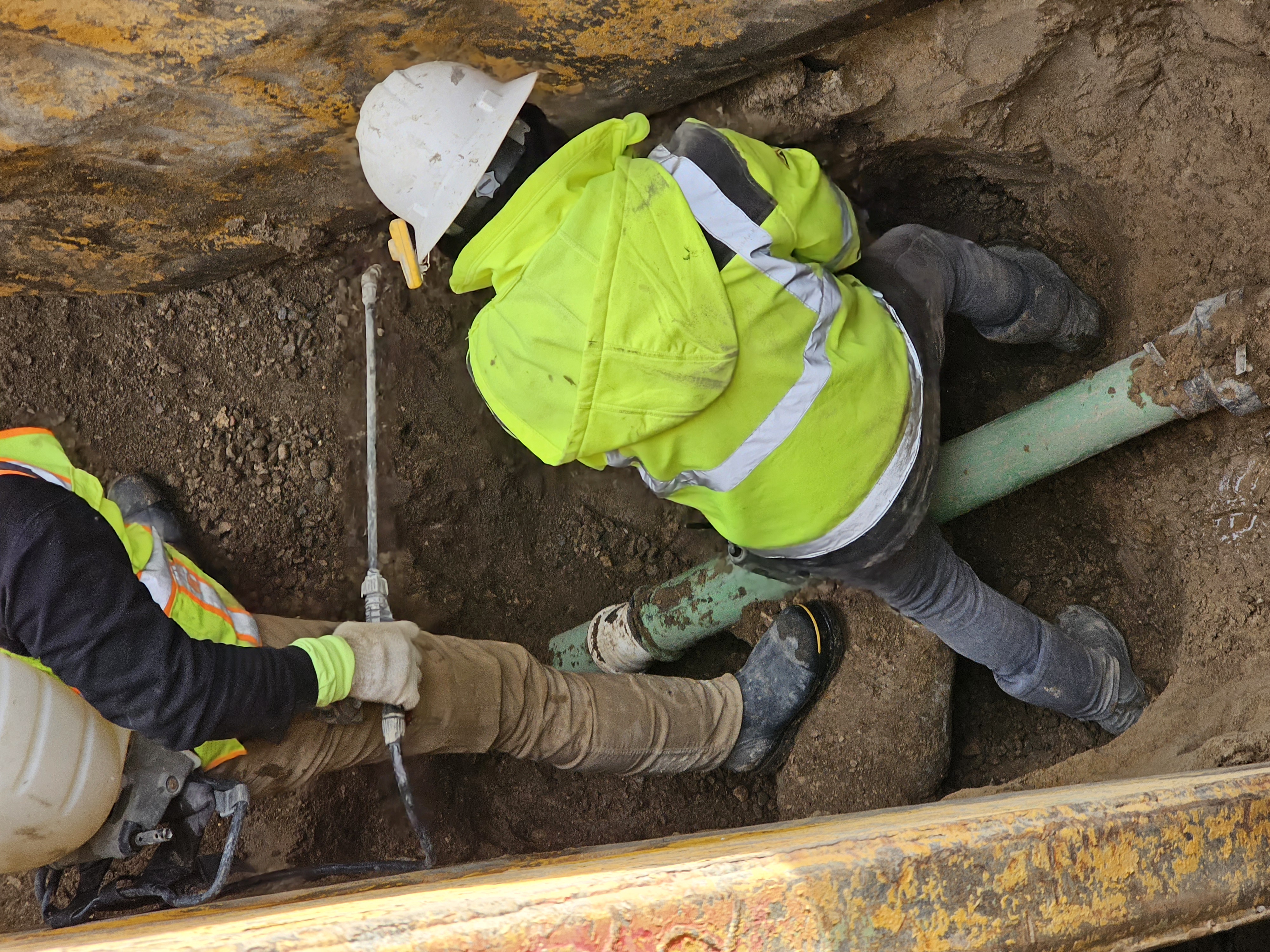 Experience top-notch plumbing solutions with Eric's Plumbing & Drain Cleaning, where professionalism meets expertise.