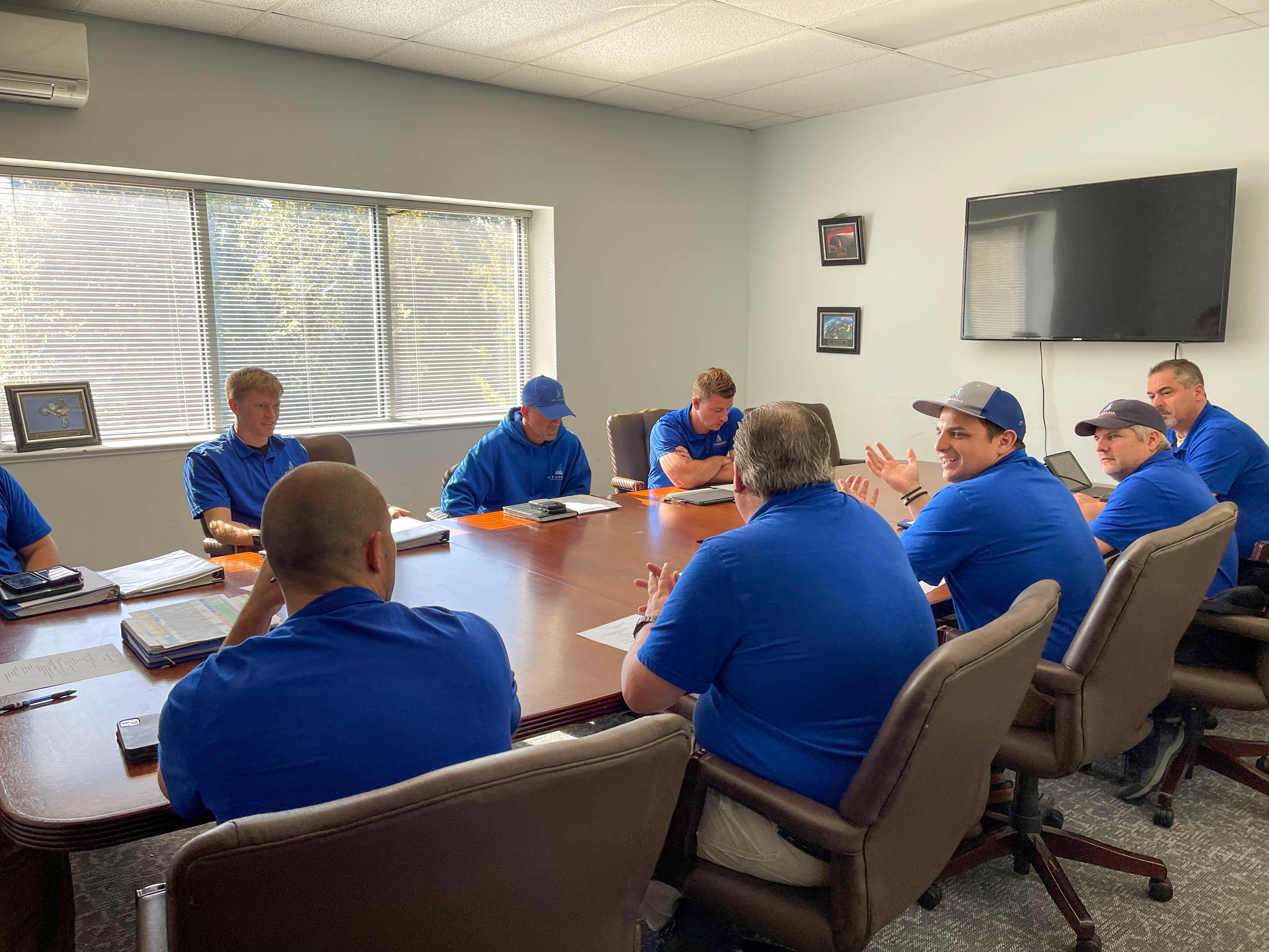 Air Experts Heating & Cooling: Delivering professional service and effective solutions through a team committed to excellence.