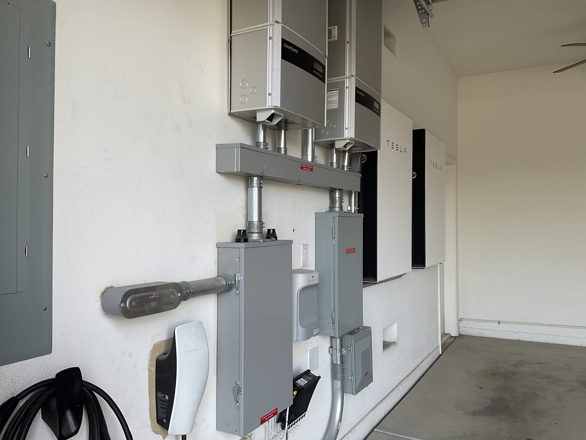 General Air Conditioning & Plumbing offers cutting-edge electrical solutions with a focus on sustainability and efficiency.