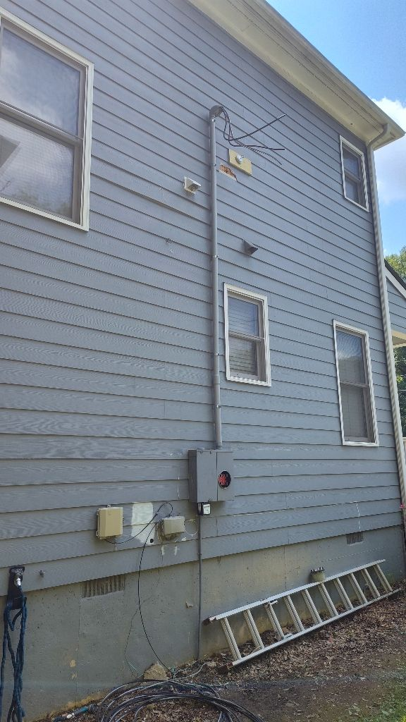 Experience top-notch electrical installations with Aardvark Electric, Inc. for reliable and professional service every time.