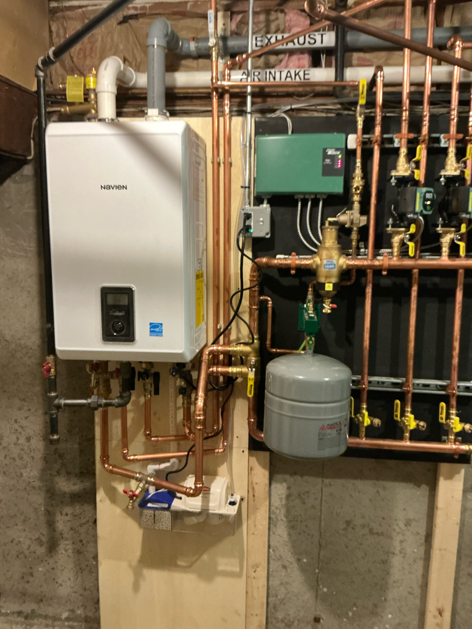 Trust Akian Plumbing, Heating, Cooling & Electric for efficient and reliable boiler installations that keep your home comfortable year-round.