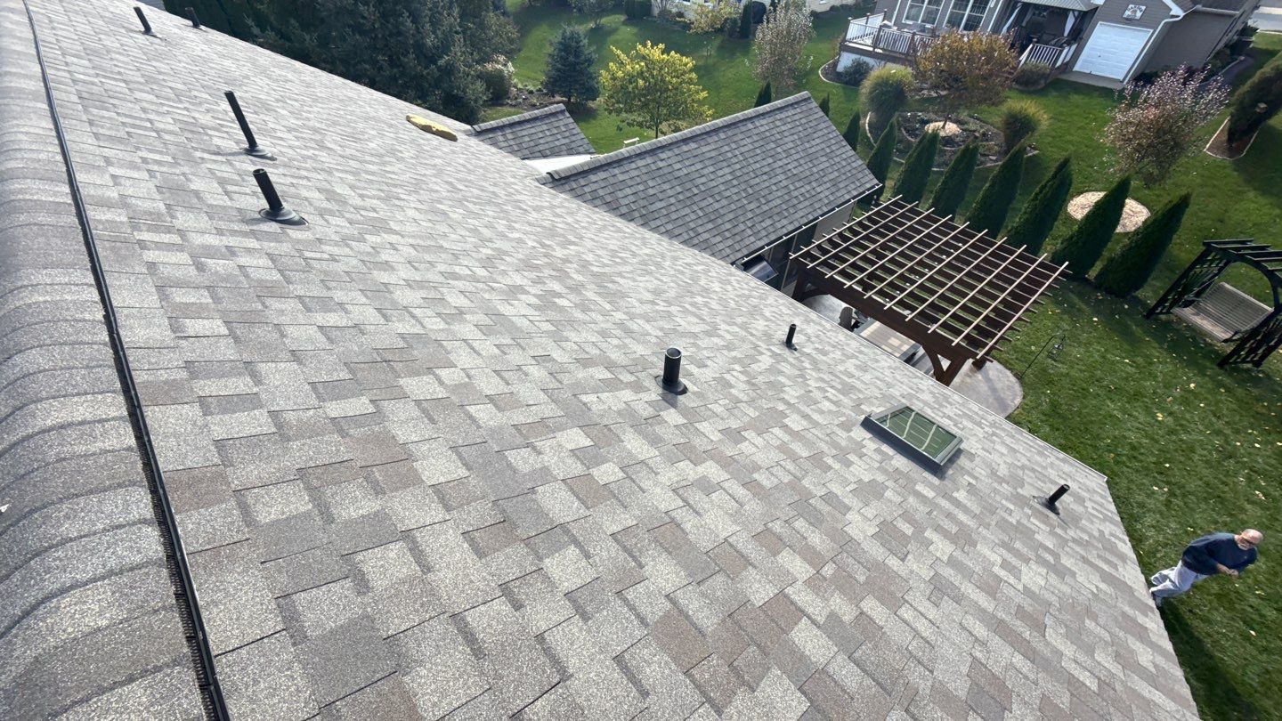 Showcasing reliable craftsmanship and long-lasting asphalt shingles, Mosaic Roofing & Exteriors protects homes with careful installation and attention to detail.