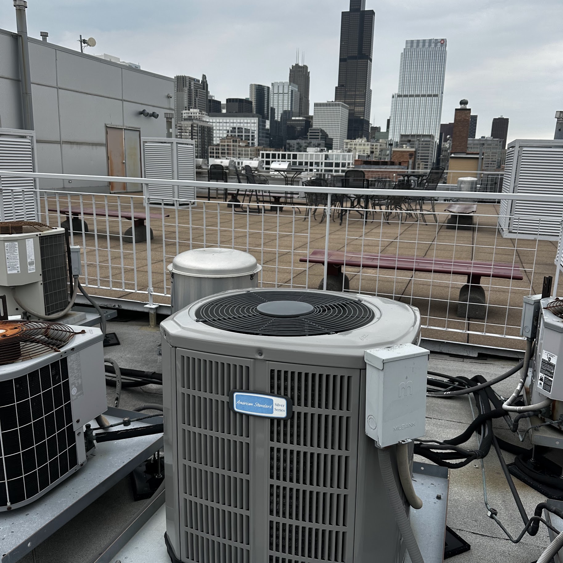 Reliable rooftop HVAC service you can count on, Oasis Heating and Cooling keeps city buildings comfortable and efficient.