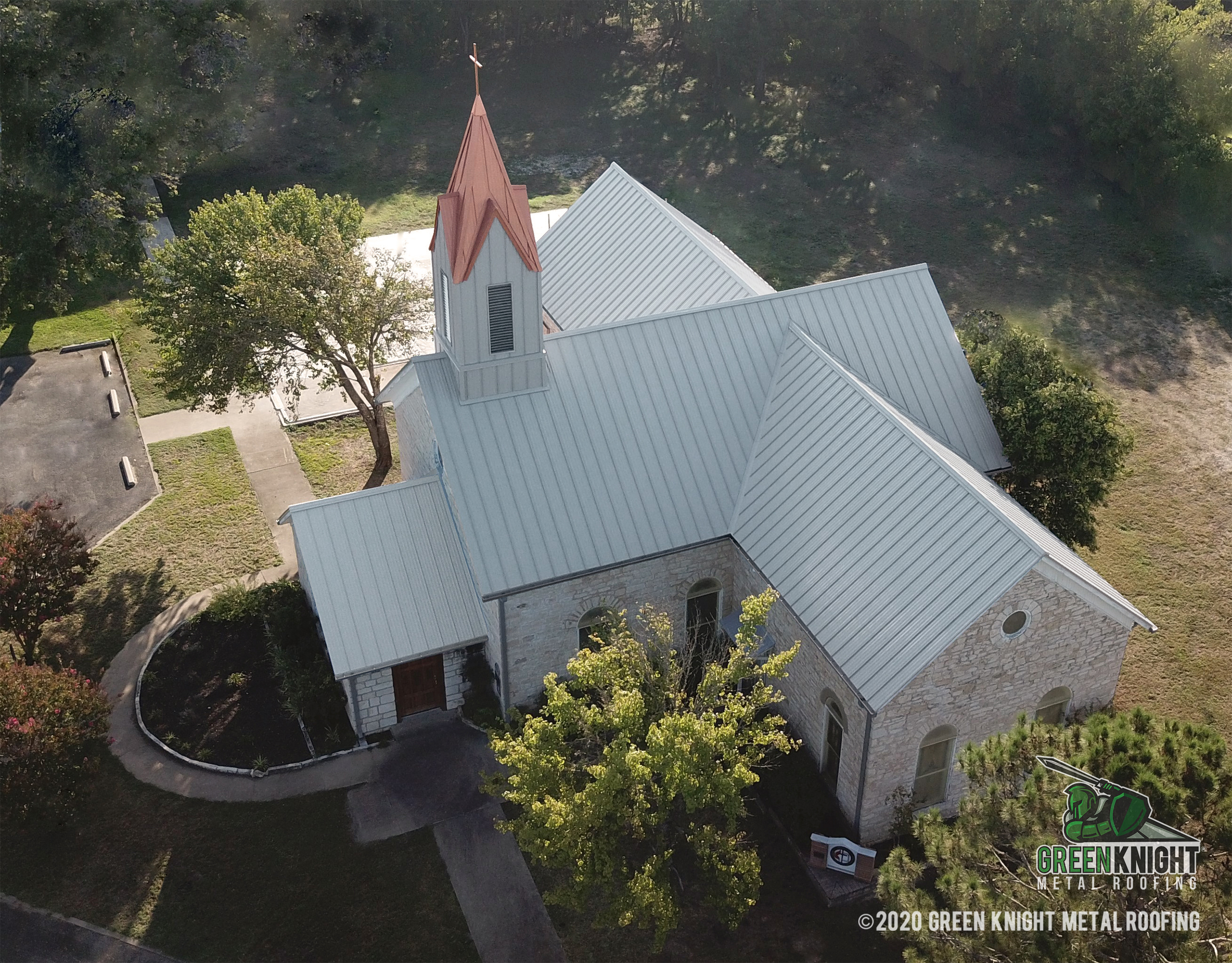 Experience the enduring quality and aesthetic appeal of Green Knight® Metal Roofing with our expertly installed metal roofing systems.