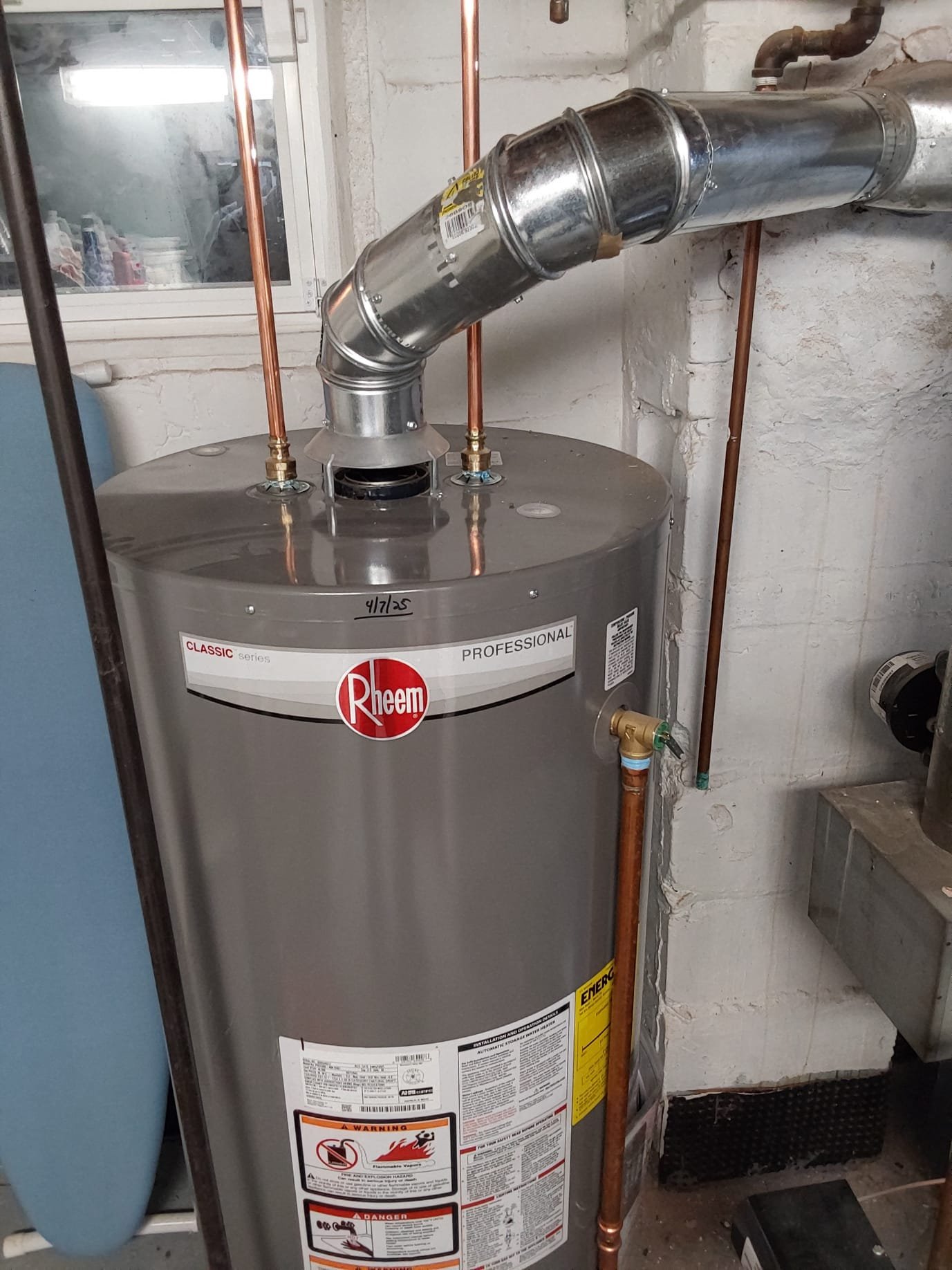 Experience top-notch water heater installation with our professional service. Trust in the quality and craftsmanship of our work. Contact [Business Name] today.