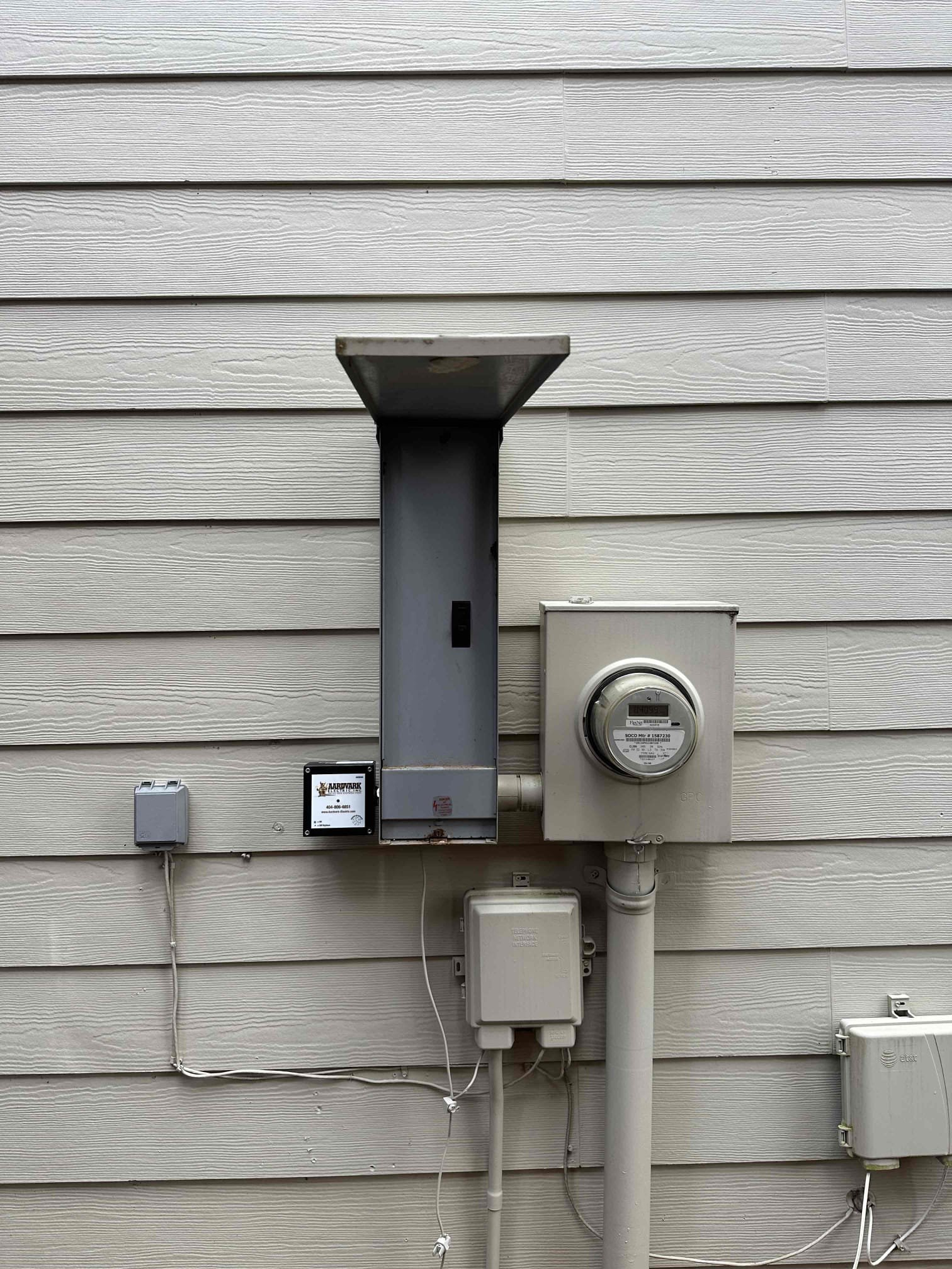 Aardvark Electric, Inc. ensures your home's electrical systems are safely and efficiently managed with our expert installations.