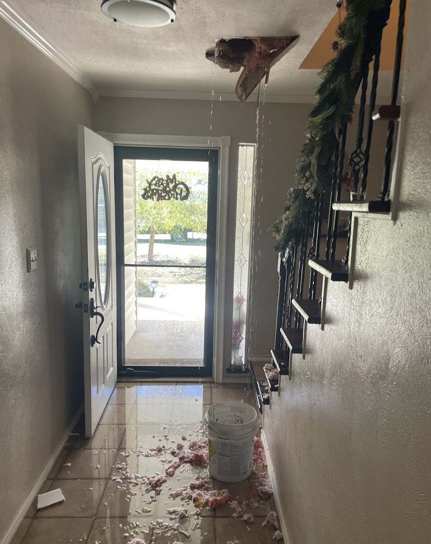 When unexpected leaks strike, Abacus Plumbing, Air Conditioning, & Electrical quickly contain damage and restore your home with reliable care.