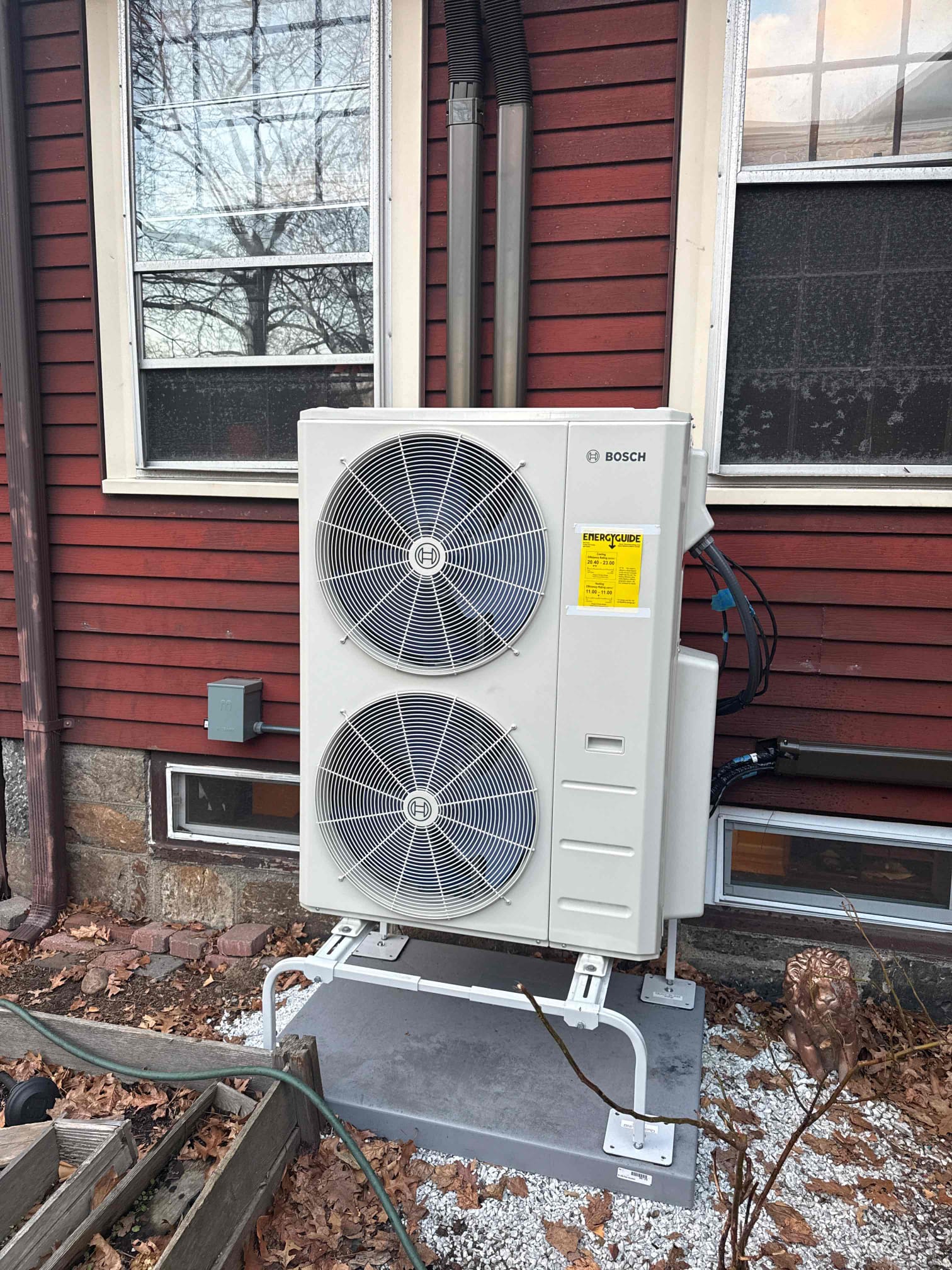 Experience top-notch HVAC services with Akian Plumbing, Heating, Cooling & Electric, where professional installation meets quality equipment.