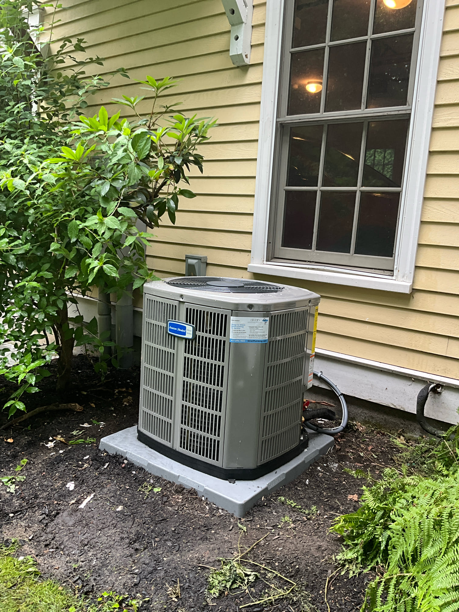 Trusted installation and tidy service by Akian Plumbing, Heating, Cooling & Electric keeps your outdoor AC running efficiently and reliably.