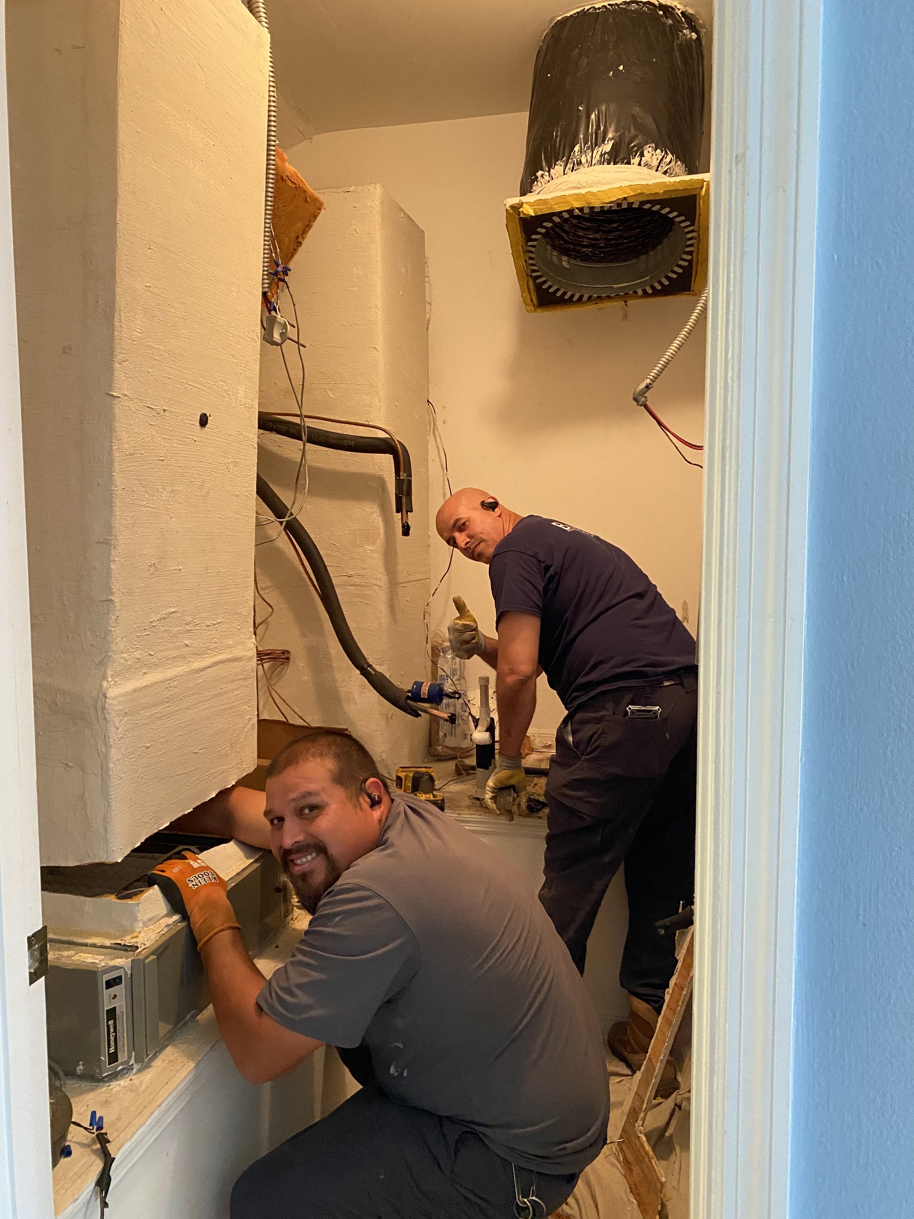 Experience the skilled craftsmanship of Belle Air's HVAC services, where professionalism meets expertise in every job.