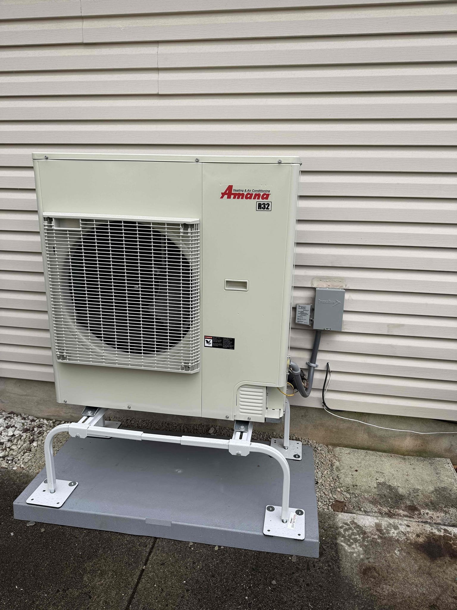 Ensure comfort and quality with our professional HVAC installation services. Experience efficiency with [Business Name].