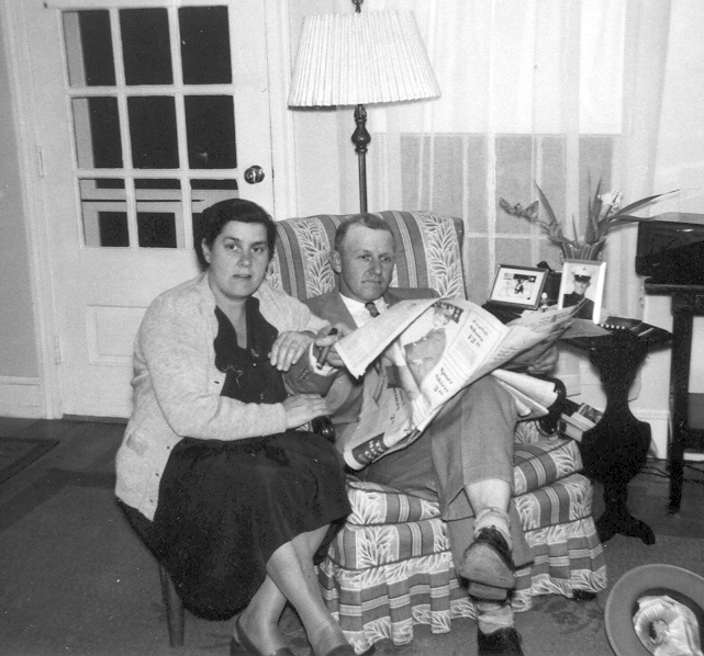 Warm, nostalgic moments captured at home evoke trust and care, reflecting the homeowner-focused approach of Appleton Campbell.