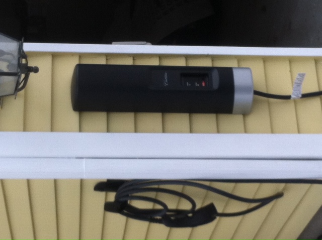 A clean, professionally installed EV charger shows Doctor Electric’s commitment to reliable, tidy installations for modern homes.