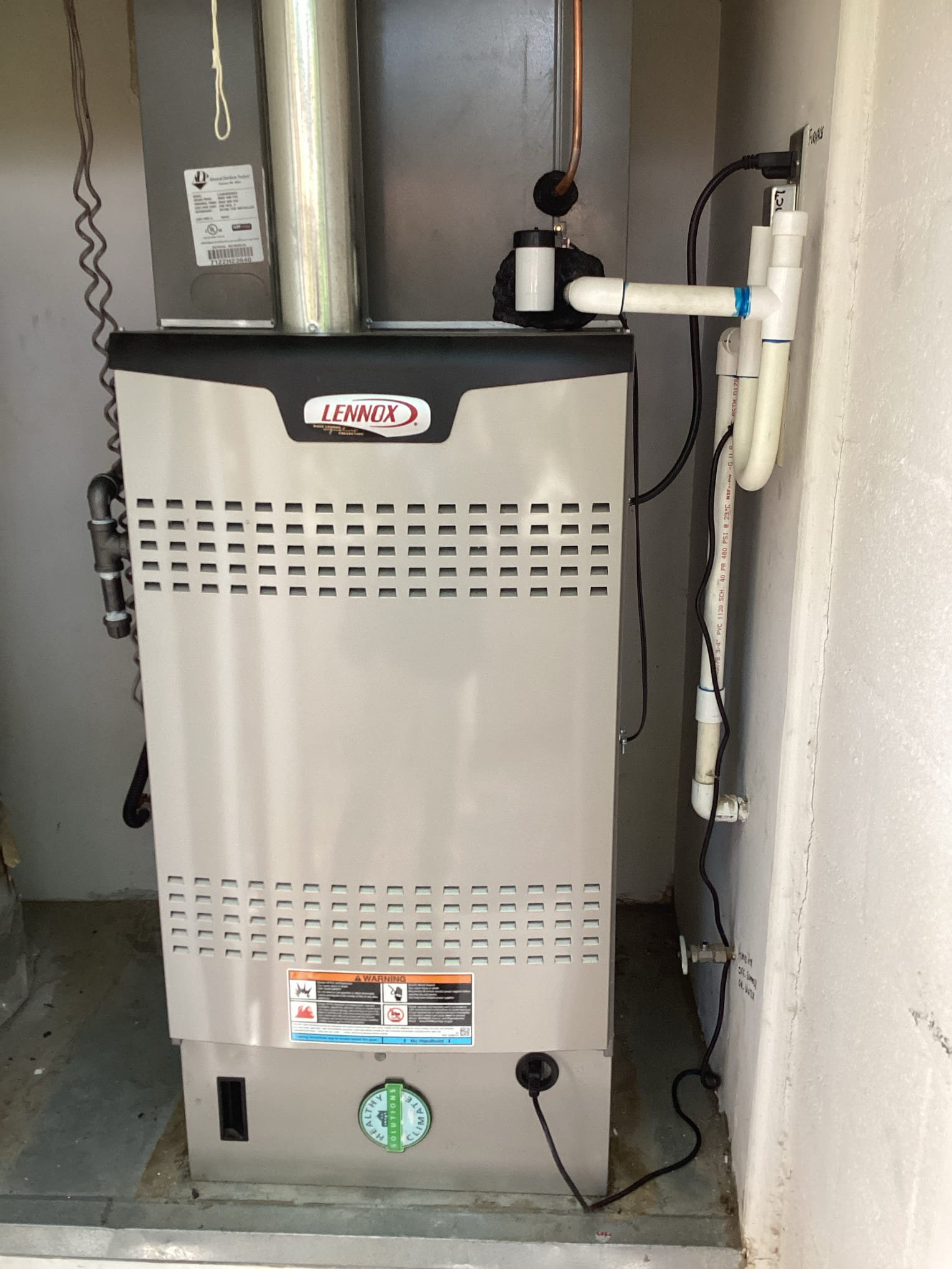 Experience top-notch heating solutions with Russett Southwest Corporation's expertly installed Lennox systems.