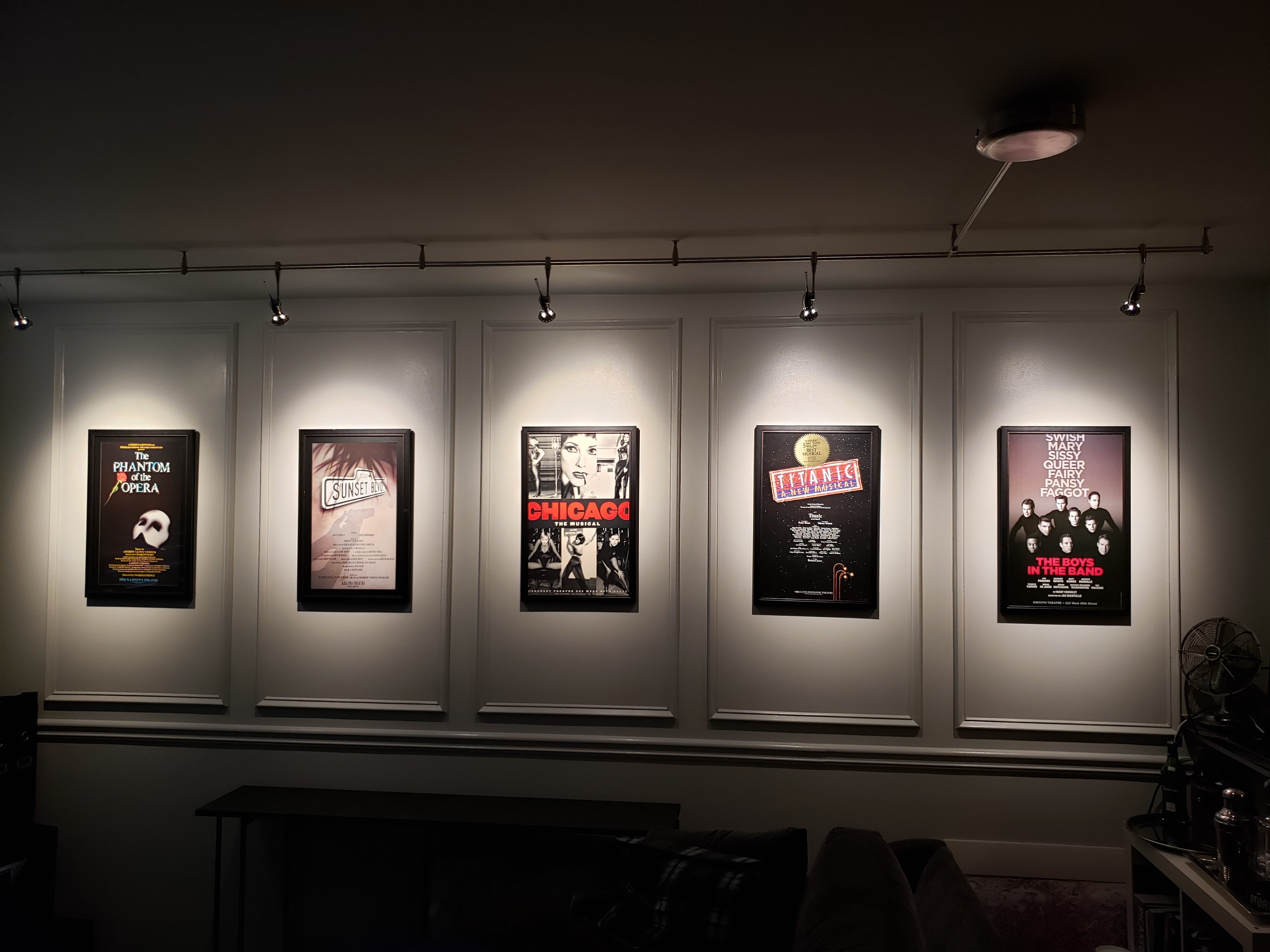 Illuminate your world with Aardvark Electric, Inc.—where professionalism meets artistic flair.