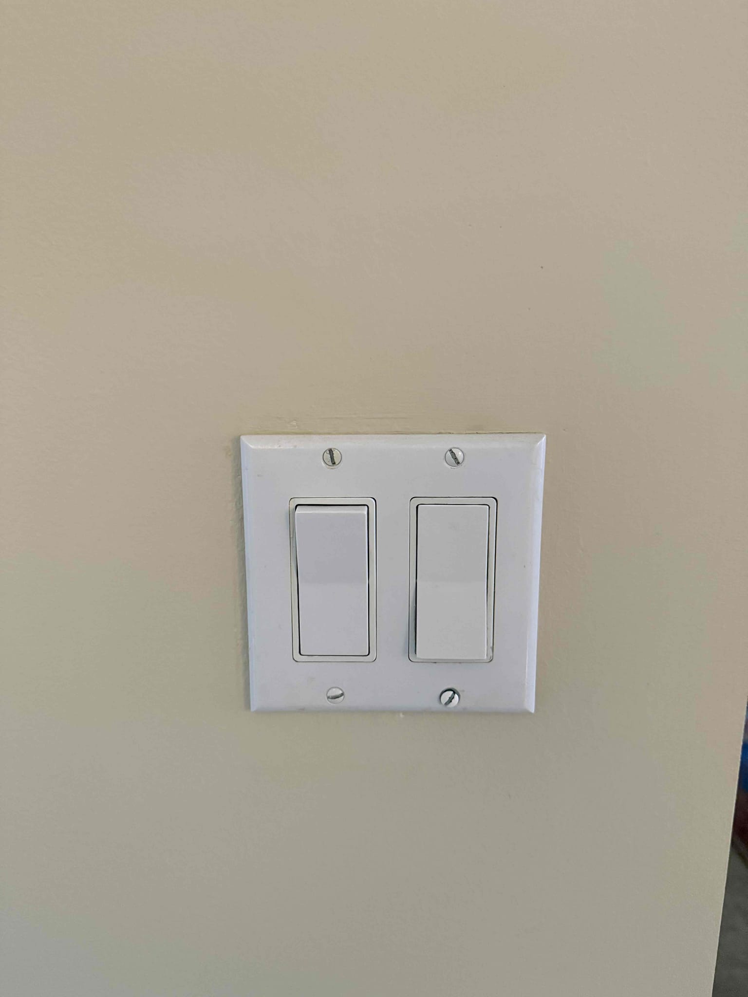 Small details matter, Dawson's Electric & Air delivers neat, safe electrical work that keeps your home looking clean and functioning reliably.