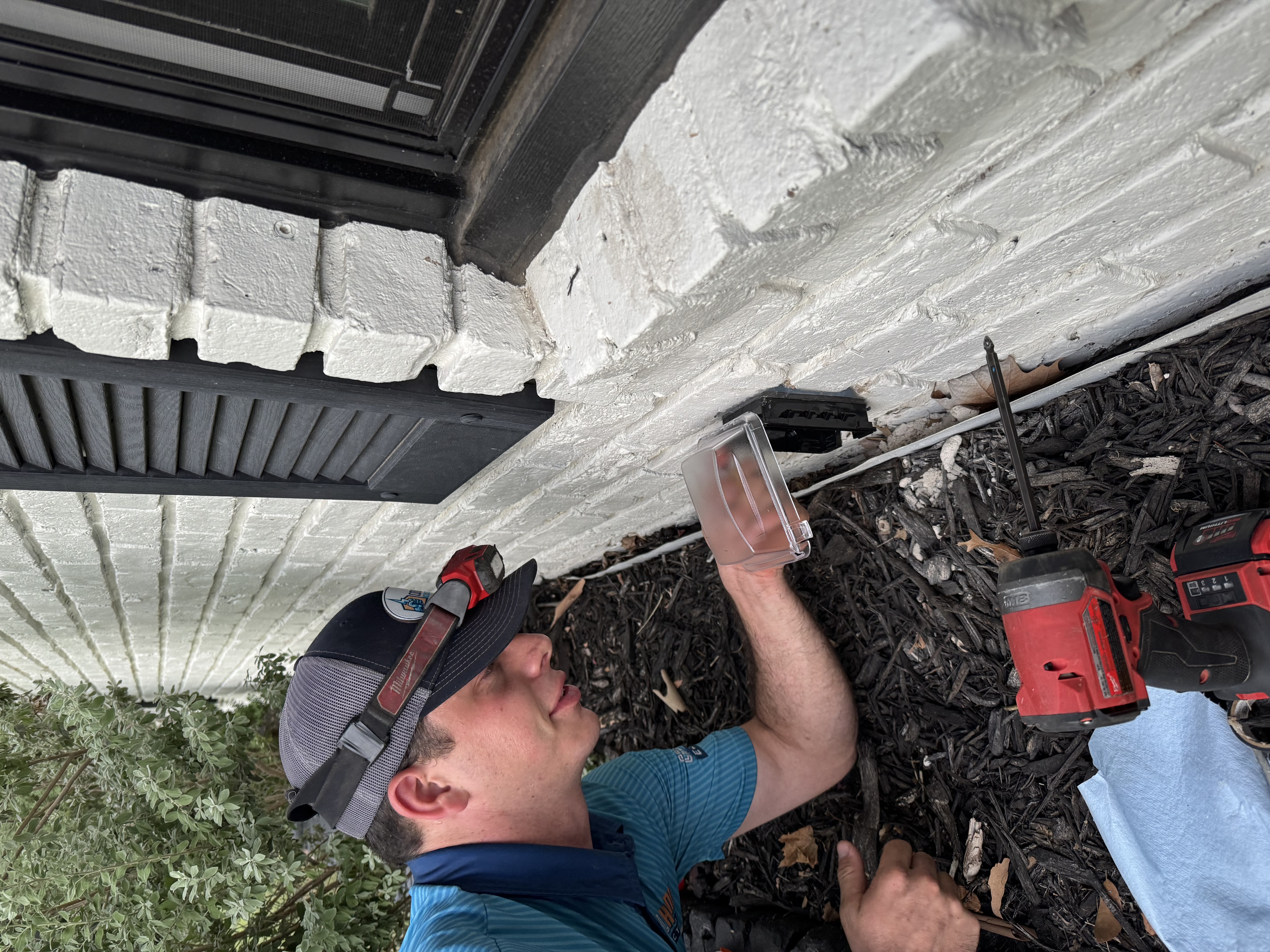 Cool Hand Electric delivers quality and professional outdoor electrical services, ensuring your home's safety and functionality.