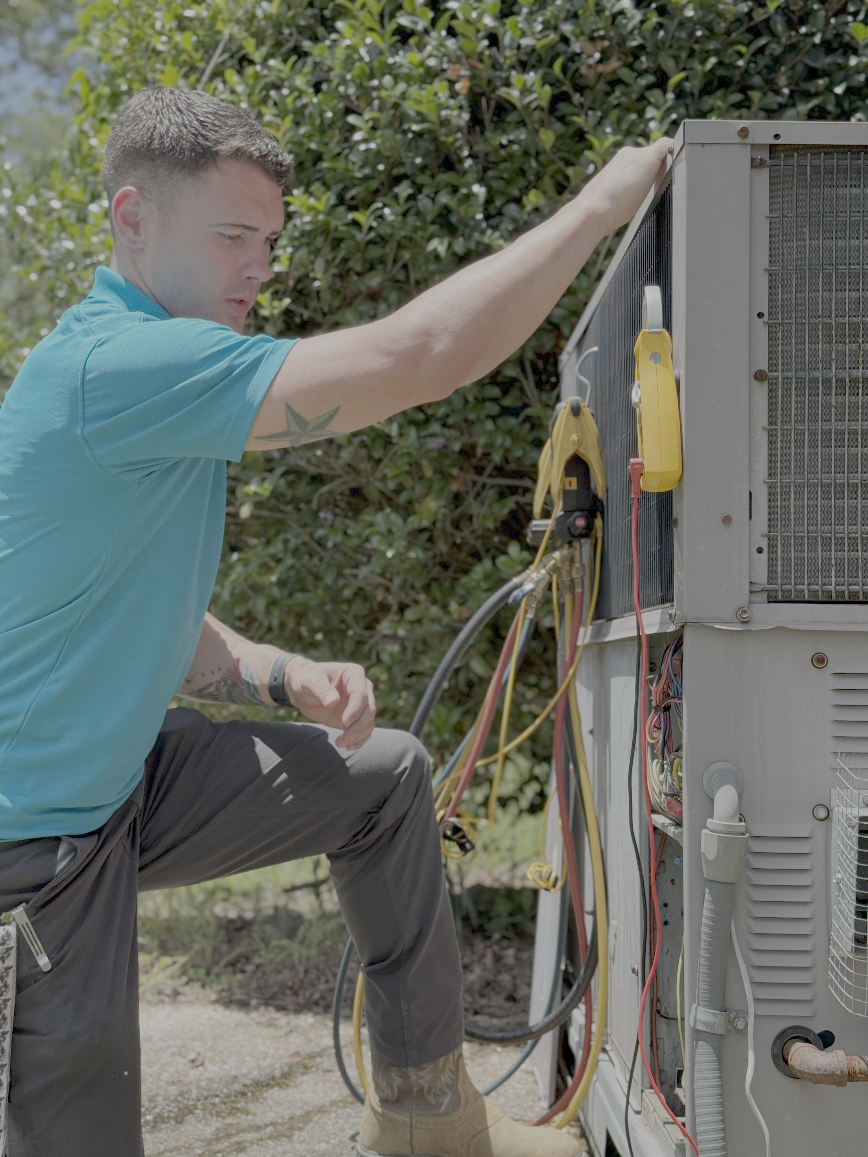 Experience seamless comfort and quality service with Wilbur's Air Conditioning, Heating & Plumbing.