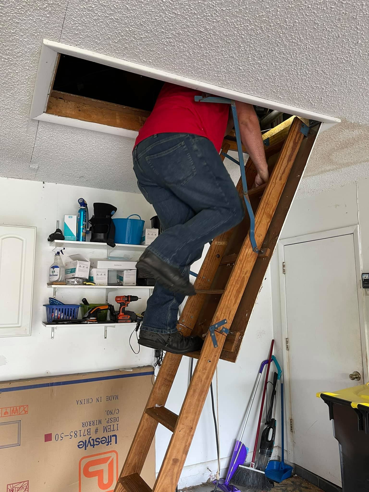 Experience top-notch service with Ridge Energy Savers Inc. Heating & Air Conditioning, where professionalism and quality meet your HVAC needs.