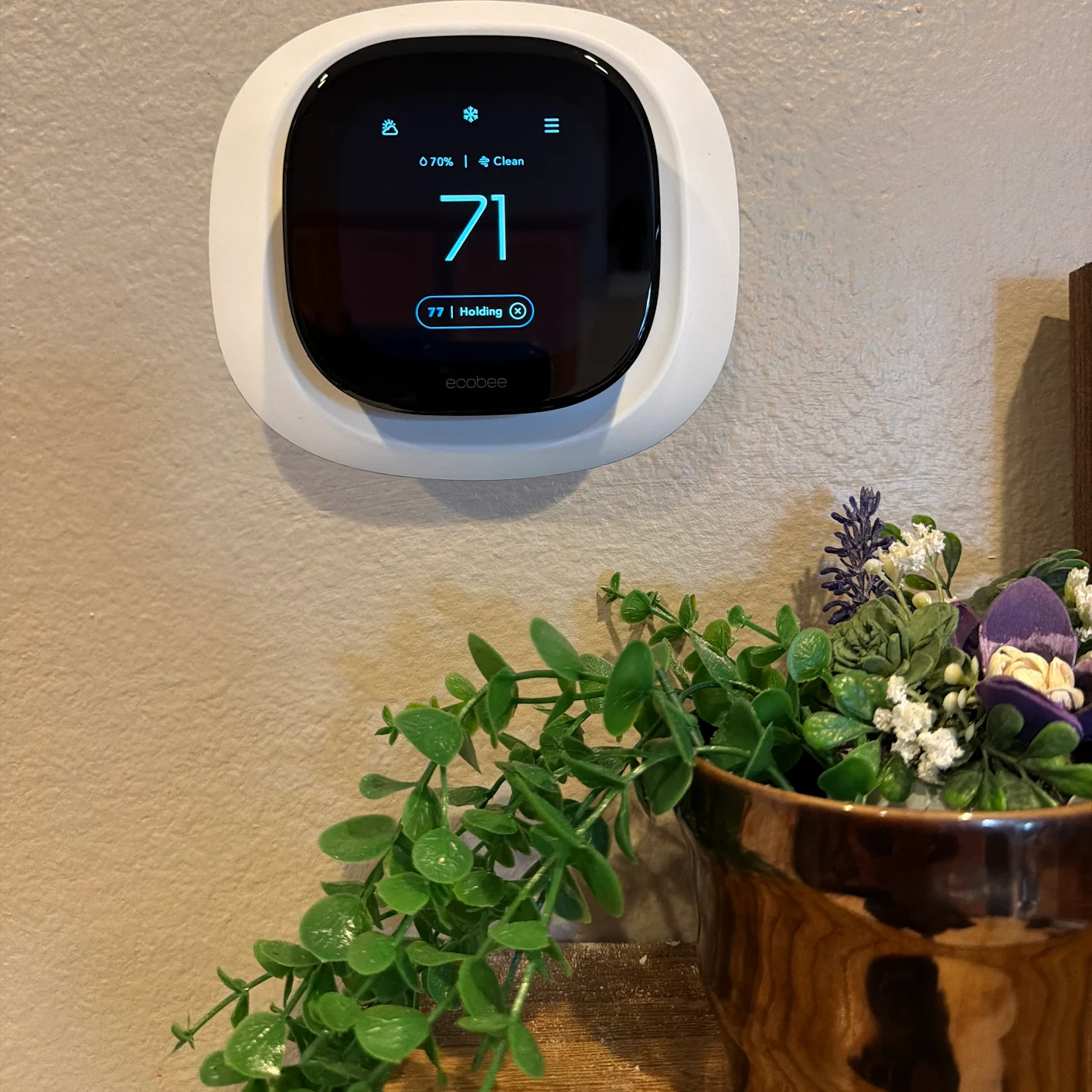 Experience ultimate comfort with Belle Air's smart thermostat solutions, seamlessly integrating technology and style into your home.
