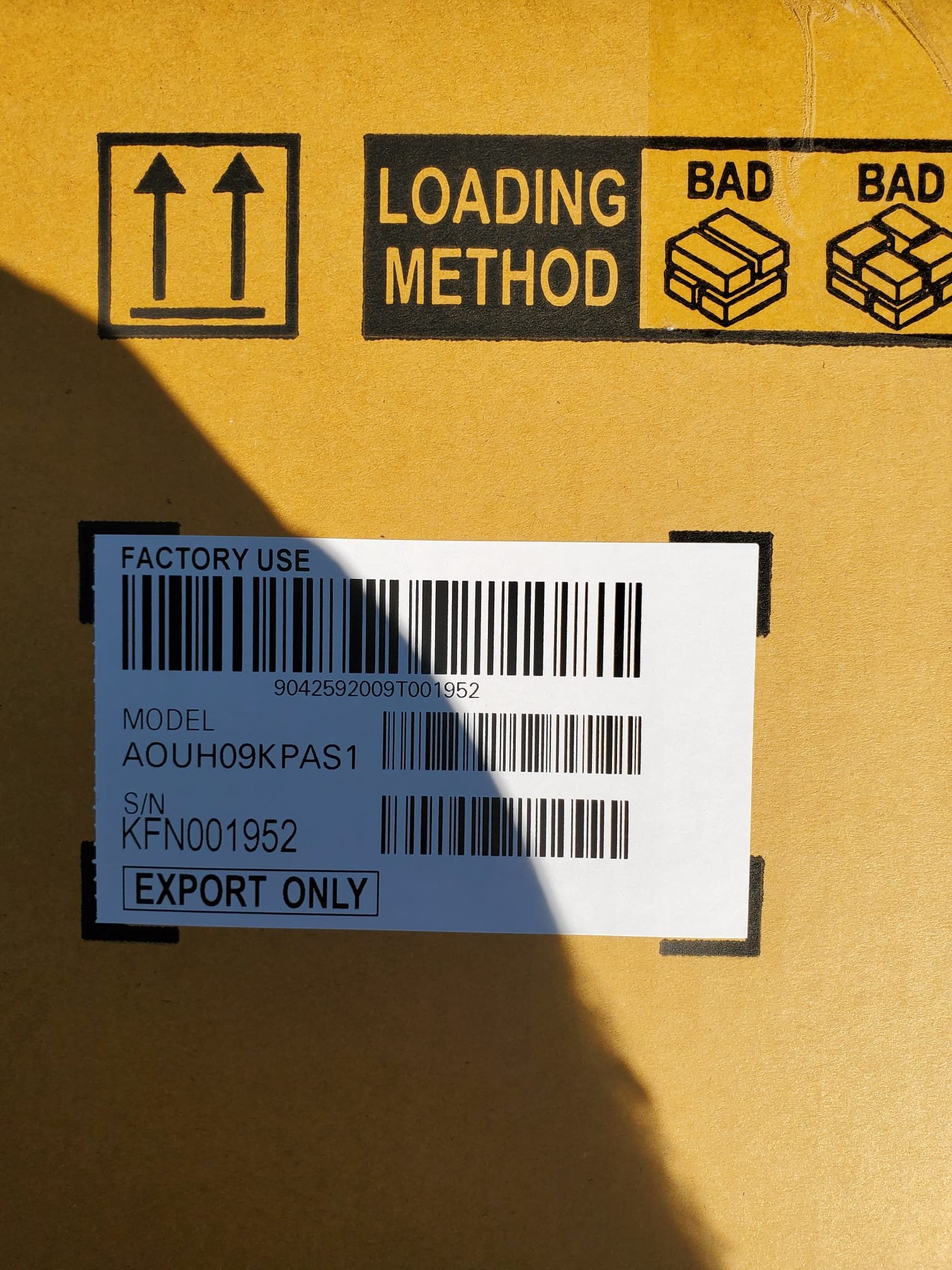 Service Professionals ensure seamless logistics and safe handling with clear instructions and export-ready packaging.