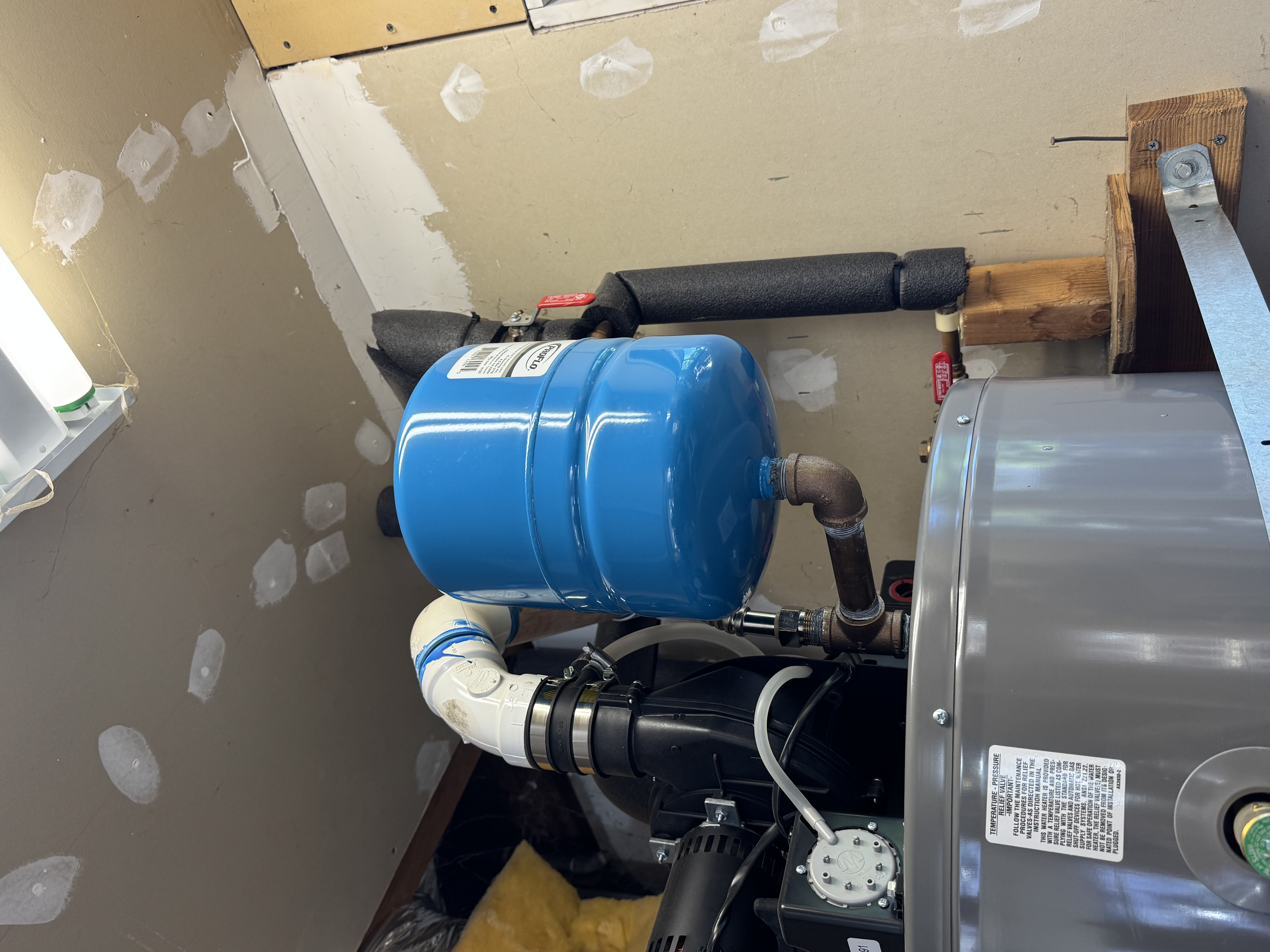 Reliable, tidy installations keep homes safe and efficient, and Big Island Plumbing delivers durable water heater upgrades you can trust.
